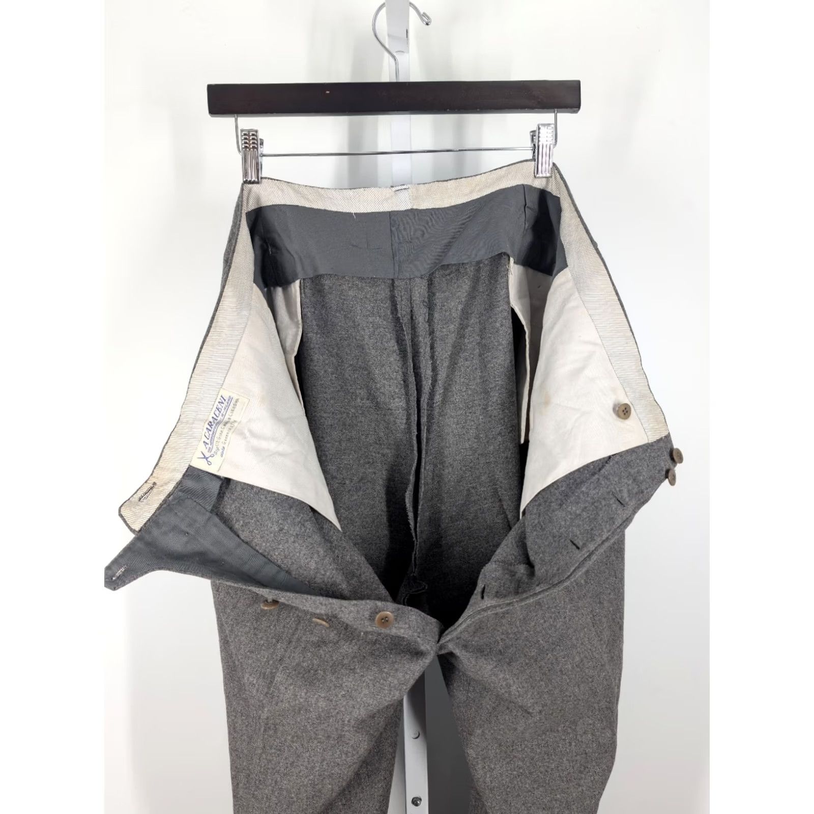 Vintage VINTAGE Sartoria Caraceni Gray Wool Pleated Trouser Pants 1970s Formal 36 Inseam 30/Let Out 41 Mens Size US 36 / EU 52 - 3 Thumbnail