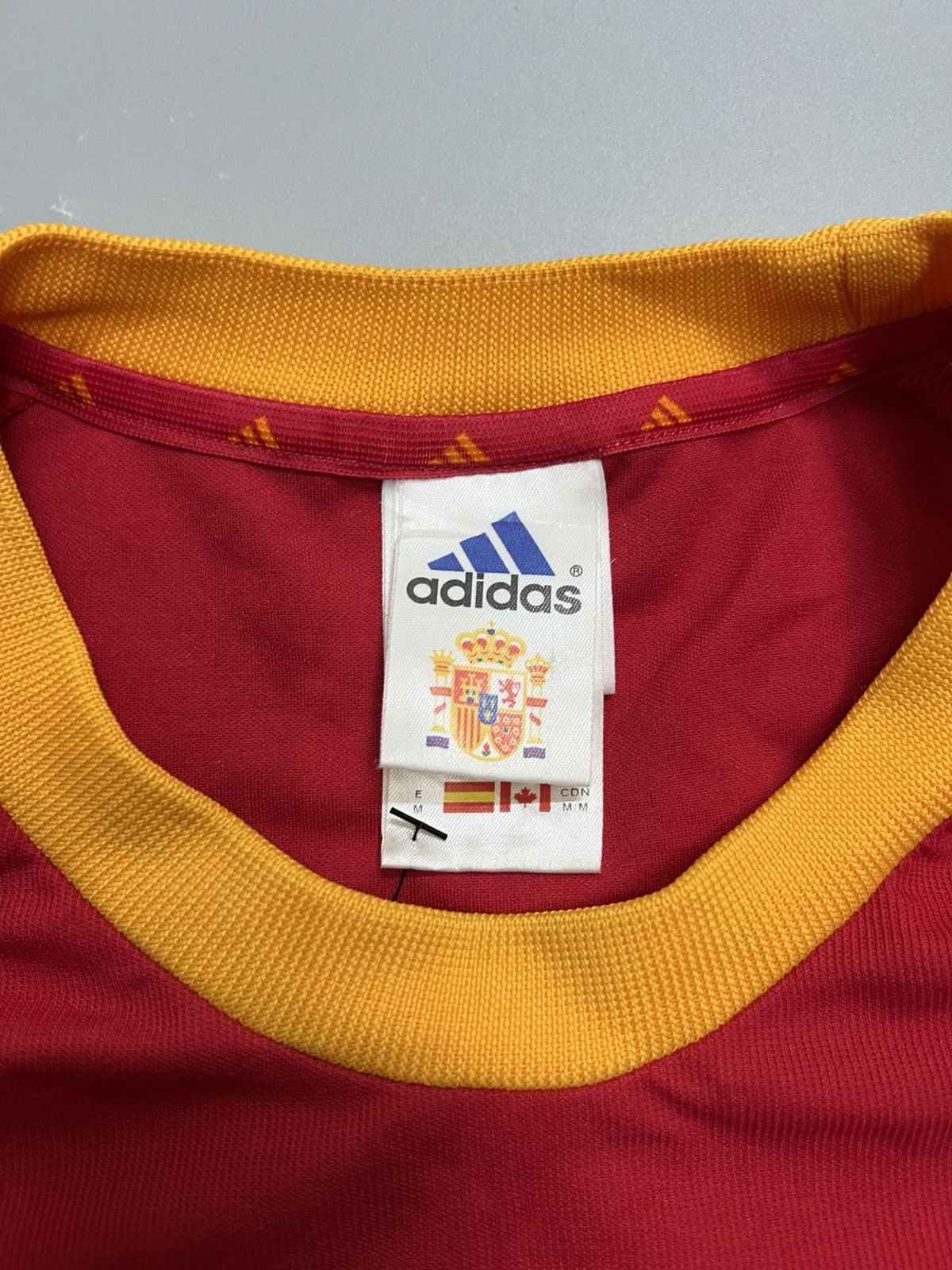 Adidas 2002-04 Adidas Spain Home Jersey Size US M / EU 48-50 / 2 - 6 Thumbnail