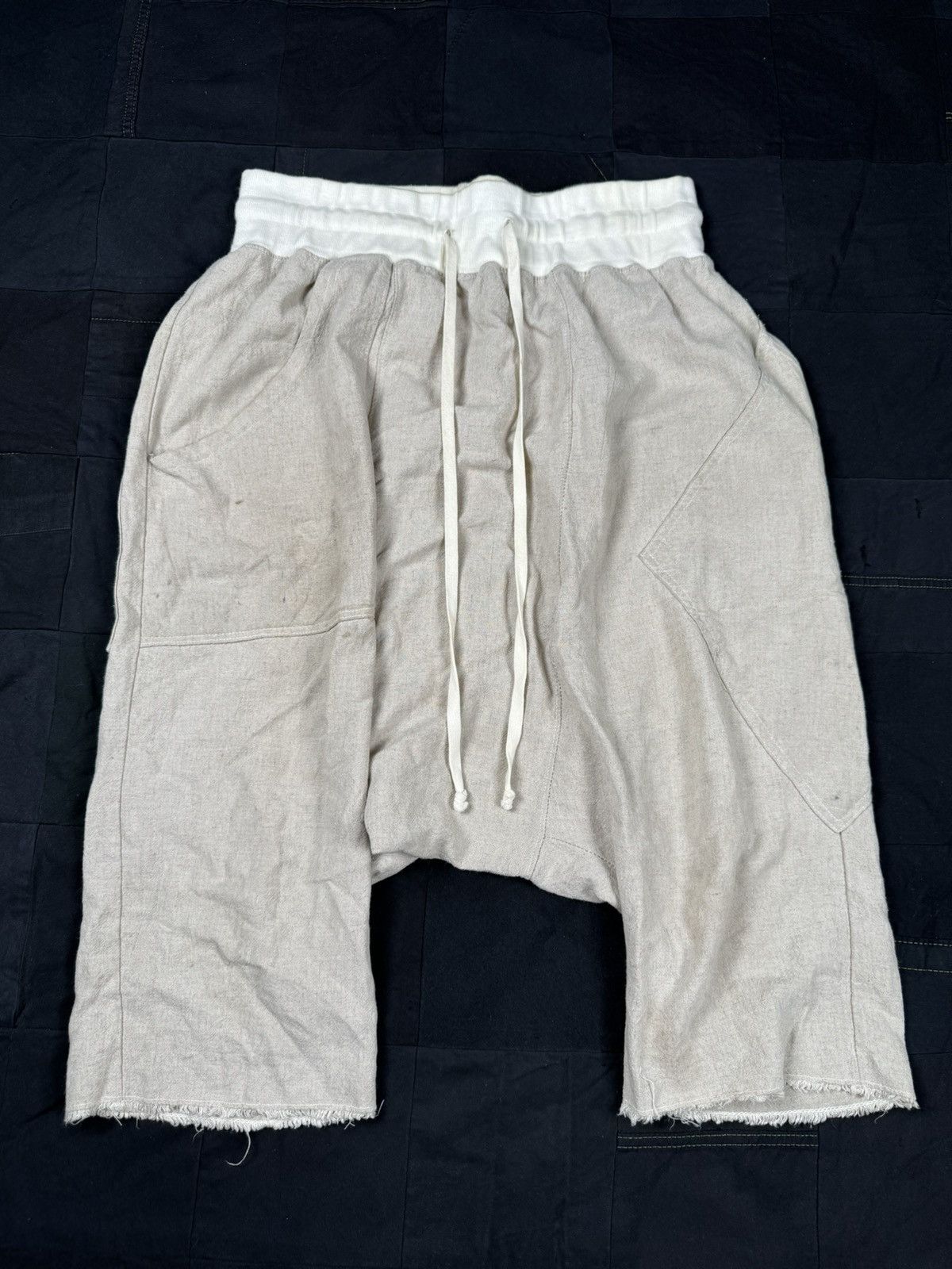 The Squad Khaki Linen Shorts Size US 34 / EU 50 - 1 Thumbnail