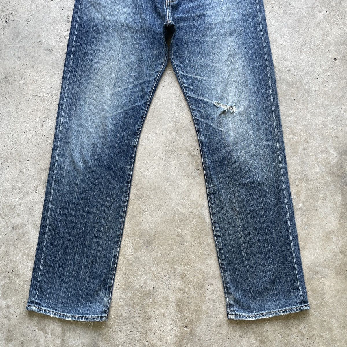 Japanese Brand Vintage Japanese Faded Jeans Denim Pants Distressed W36 Size US 36 / EU 52 - 4 Thumbnail