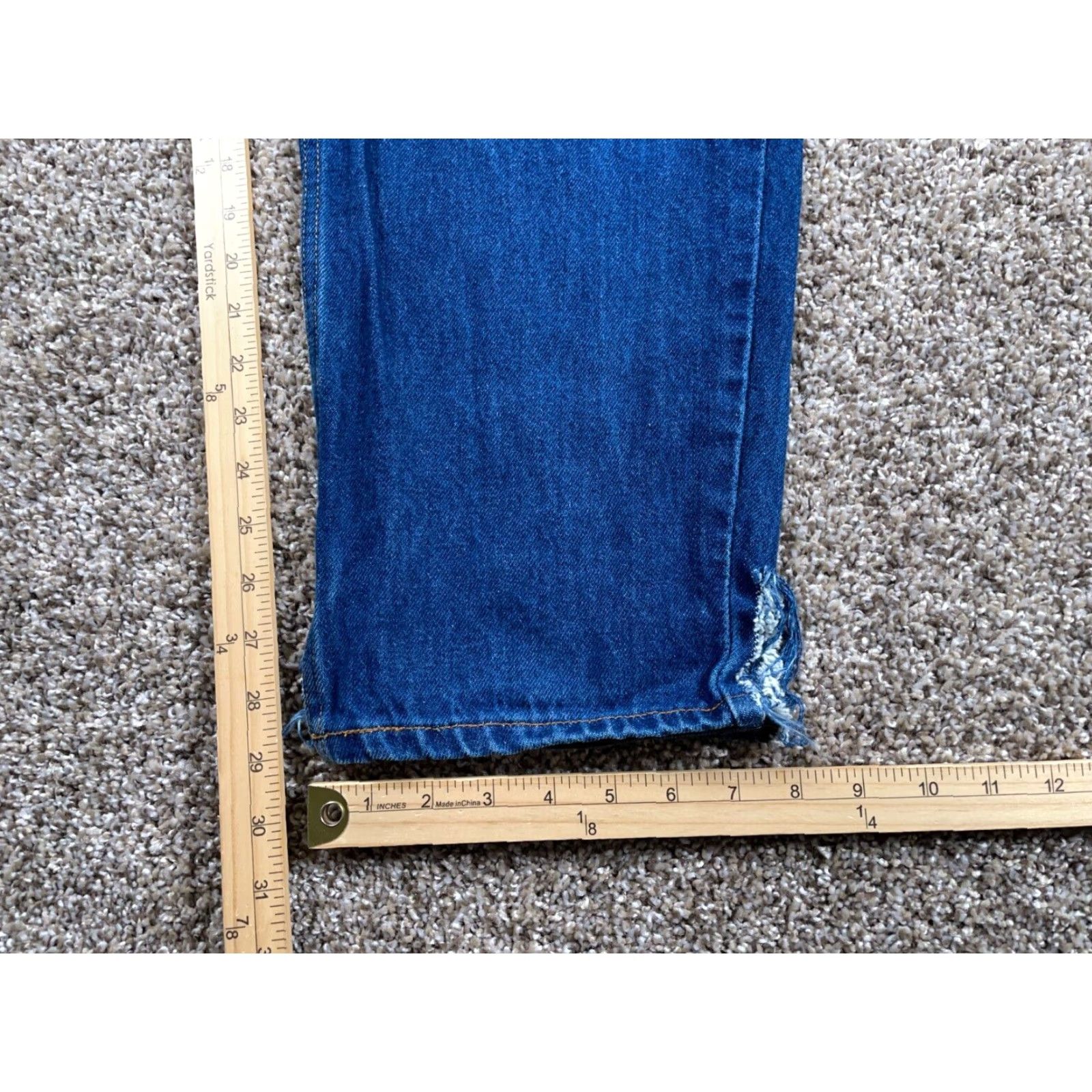 Levi's VINTAGE Levi's 550 Jeans Tapered Fit Men's 36 x 29 Blue Denim 90s Retro Grunge Size US 36 / EU 52 - 7 Thumbnail