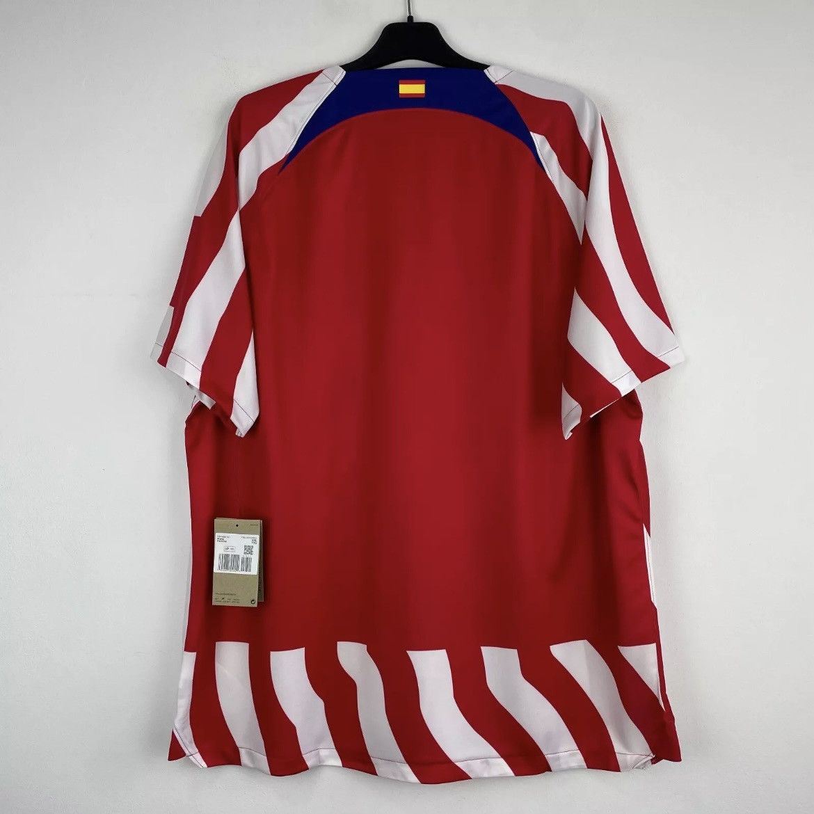 Nike Atletico Madrid Nike Home Jersey Shirt Men 2022/2023 sz XXL Size US XXL / EU 58 / 5 - 8 Thumbnail