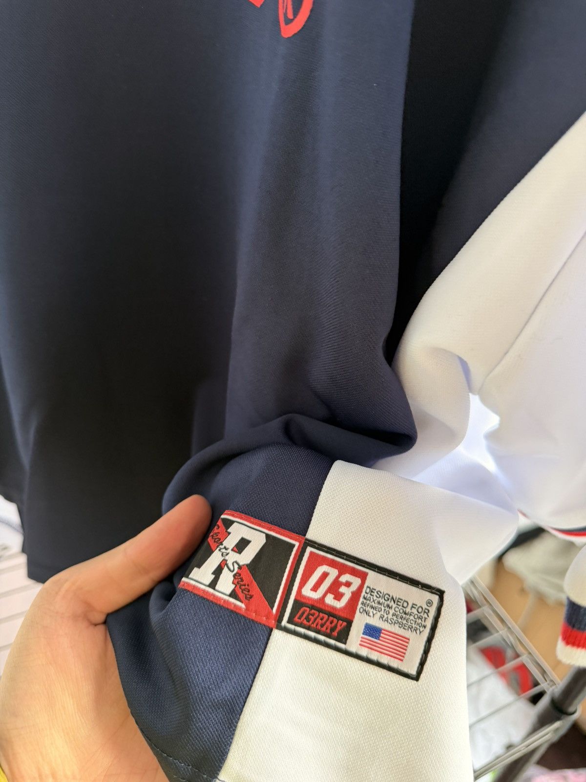 The GV Gallery GV Gallery R03 Jersey Size US L / EU 52-54 / 3 - 6 Thumbnail