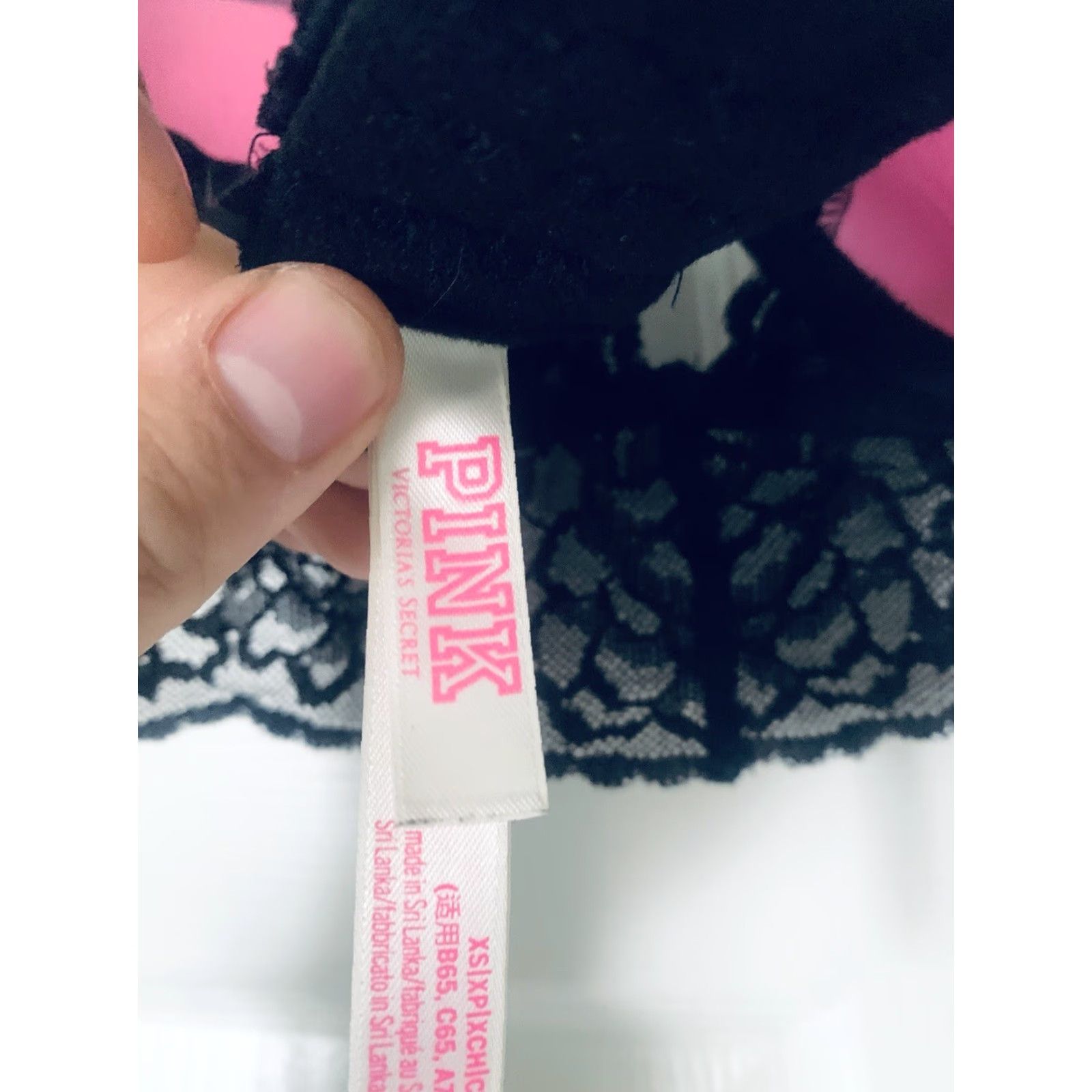 Victoria's Secret VINTAGE Victoria's Secret PINK Bralette Women’s XS Black Lace Push Up Crossback Pullover Size ONE SIZE - 5 Thumbnail