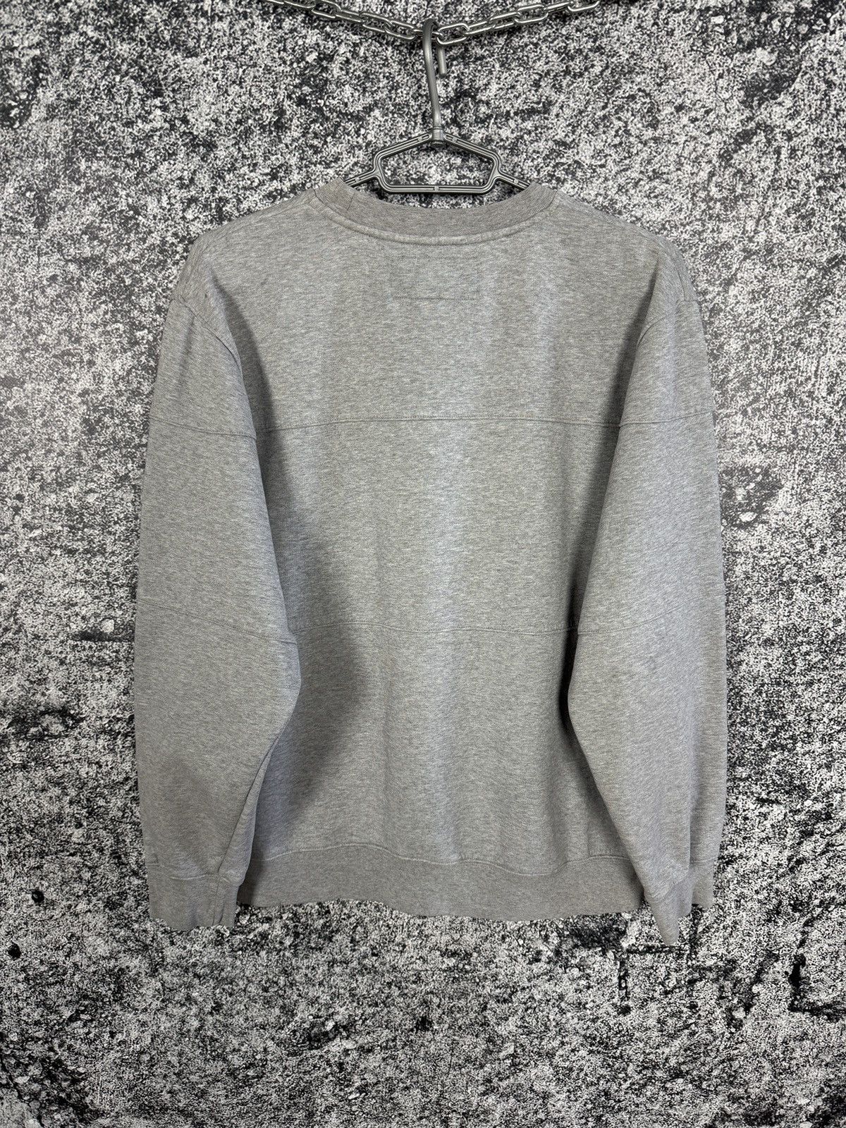 Nike Vintage Nike Air Embroidered Logo Sweatshirt Retro Size M Size US M / EU 48-50 / 2 - 13 Thumbnail