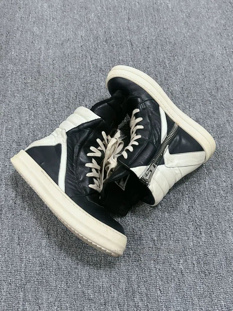 Rick Owens Rick Owens Mainline black and white cowhide inverted trian Size US 5 / IT 35 - 6 Thumbnail