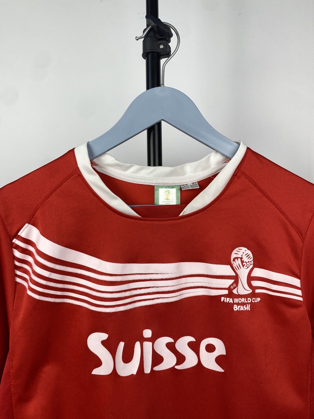 Vintage Vintage Suisse FIFA Brasil 2014 Soccer Jersey T Shirt Size US M / EU 48-50 / 2 - 3 Thumbnail