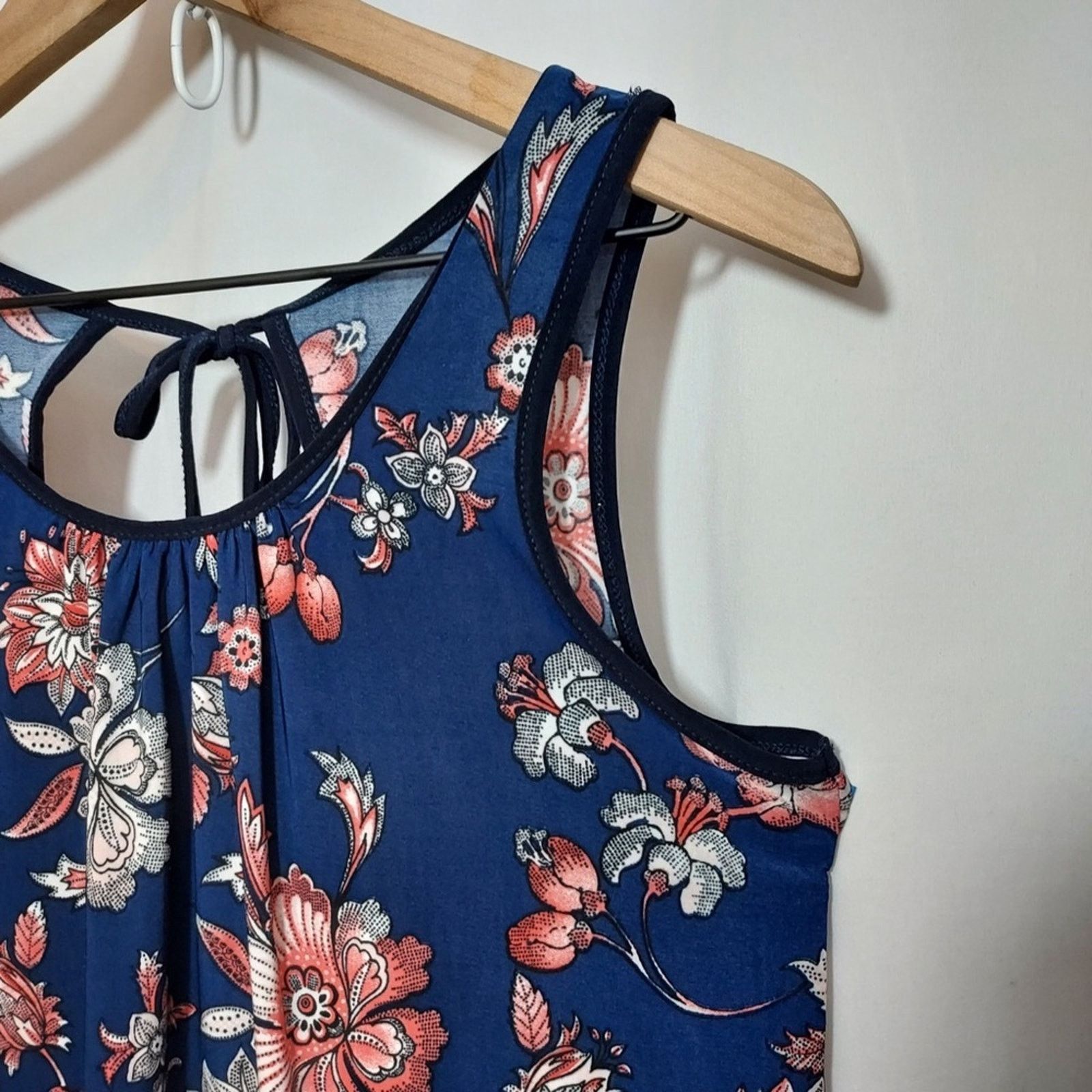 Other Lavish Blue Multicolor Floral Key Hole Tie Back Tank Top Size S / US 4 / IT 40 - 5 Thumbnail