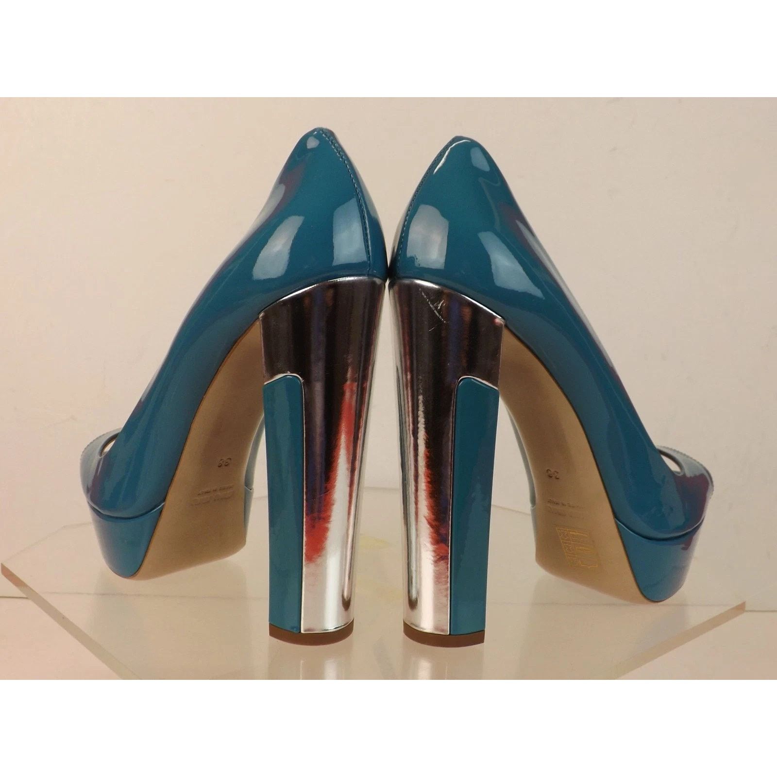 Prada MIU MIU PRADA 5KP26 BLUE PATENT LEATHER SILVER HEEL PUMPS 36 Size US 6 / IT 36 - 2 Thumbnail