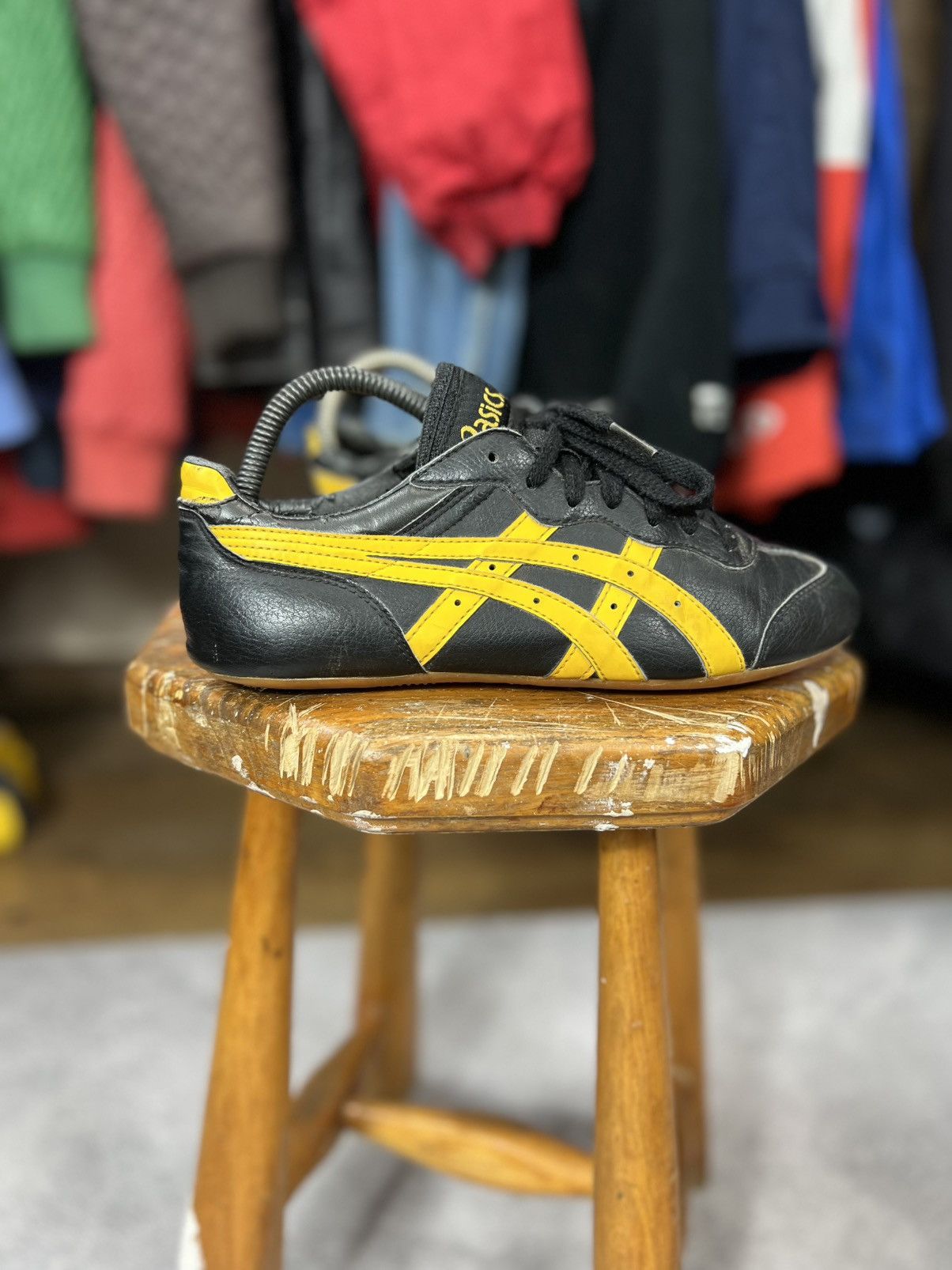 Onitsuka Tiger Asics Onitsuka Tiger Mexico 66 Kill Bill Sneakers Size 38 Size US 5.5 / EU 38 - 2 Thumbnail