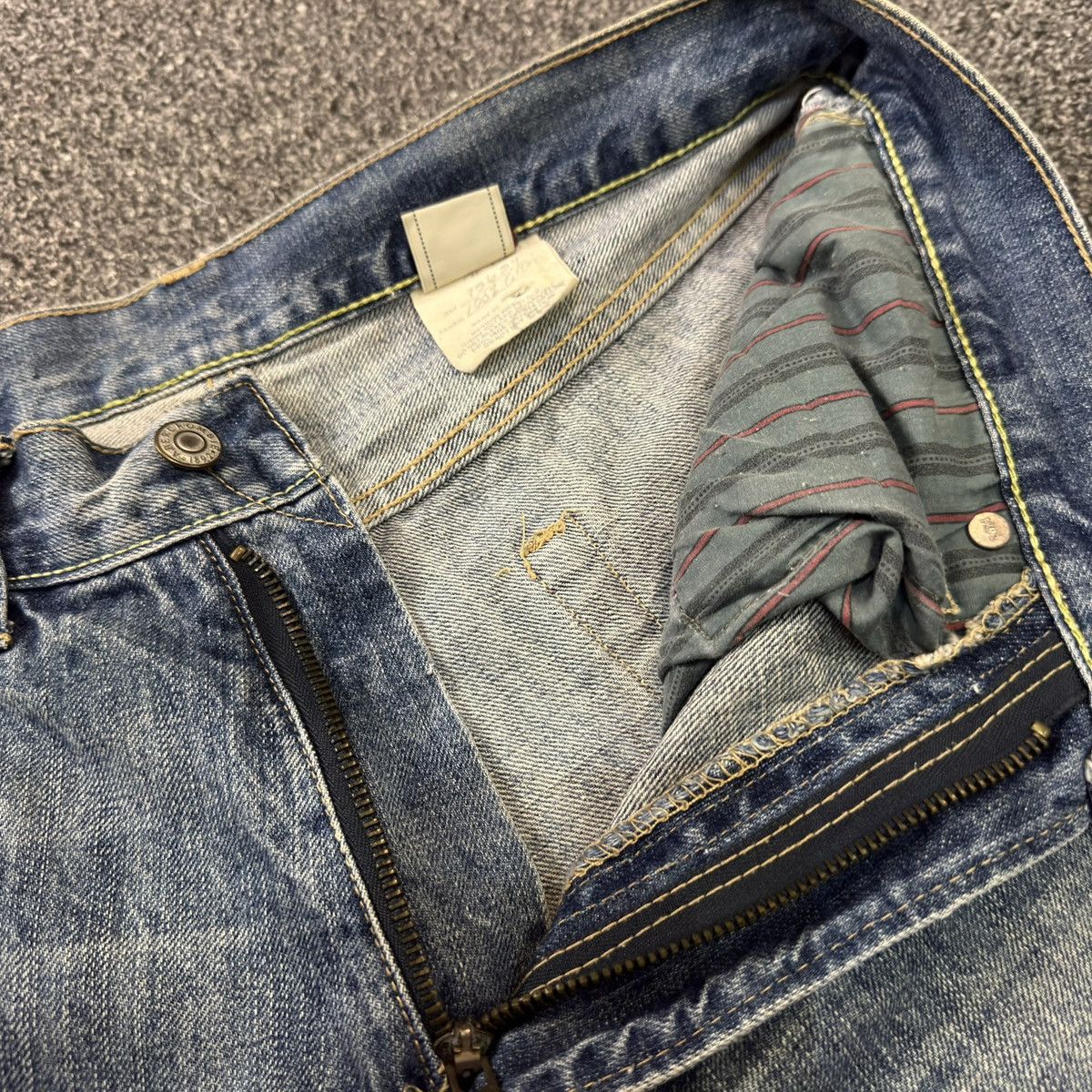 Seditionaries Destroyed Y2K A&F Flared Baggy Distressed Denim Size US 30 / EU 46 - 17 Thumbnail