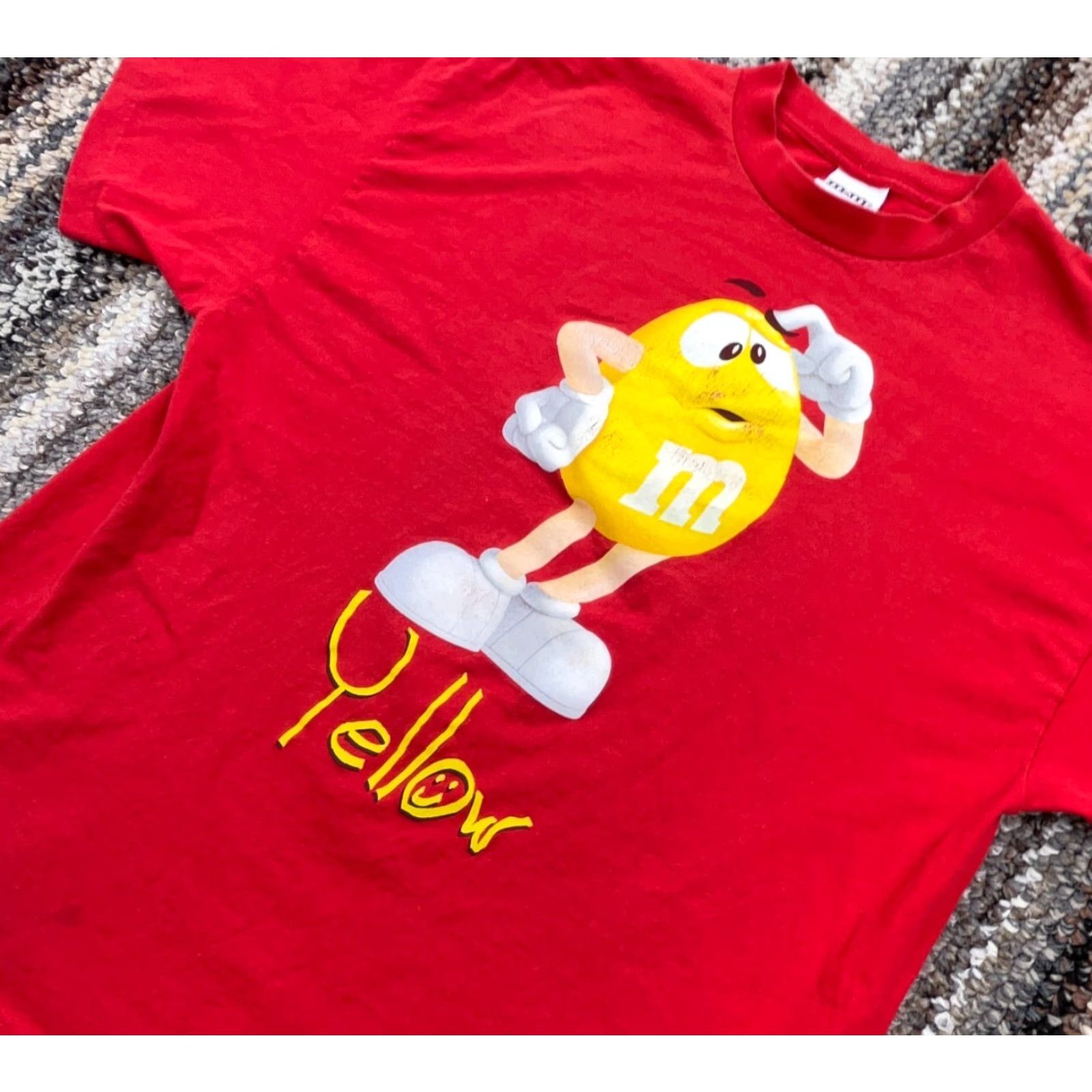 Vintage VINTAGE M&M's Shirt Men XL Red M&M's Tee Logo Cotton Shirt 2000s Cyber Skate Pop Culture Comics Grunge Hipster Movie TV Men's T-Shirt Size US XL / EU 56 / 4 - 2 Thumbnail