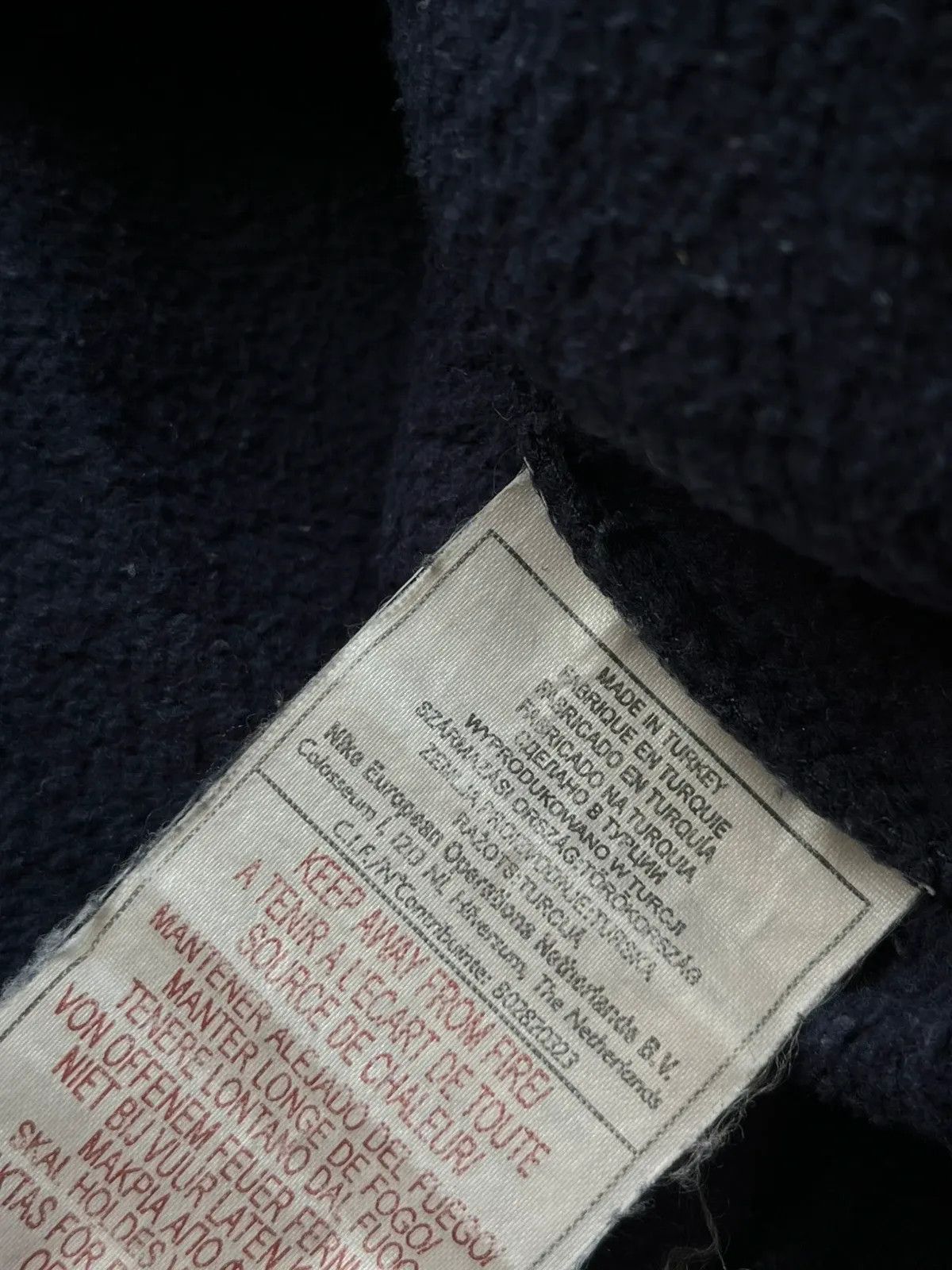 Nike Nike Sz L = S Sweatshirt Crewneck 2005 Big Swoosh Size S / US 4 / IT 40 - 6 Thumbnail