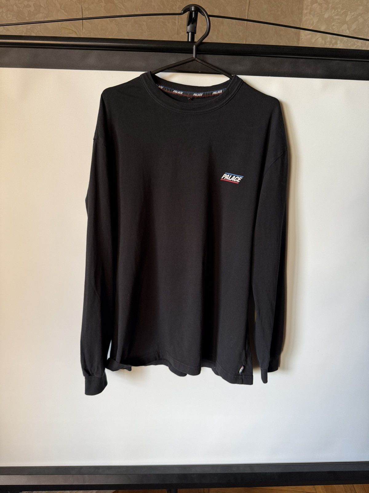 Palace Palace Size US L / EU 52-54 / 3 - 1 Thumbnail