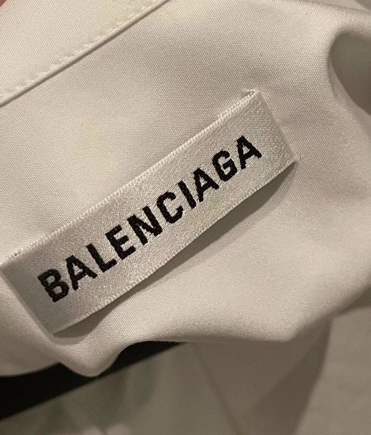Balenciaga Balenciaga long sleeved white shirt2412-Nextarrow Size US M / EU 48-50 / 2 - 3 Thumbnail