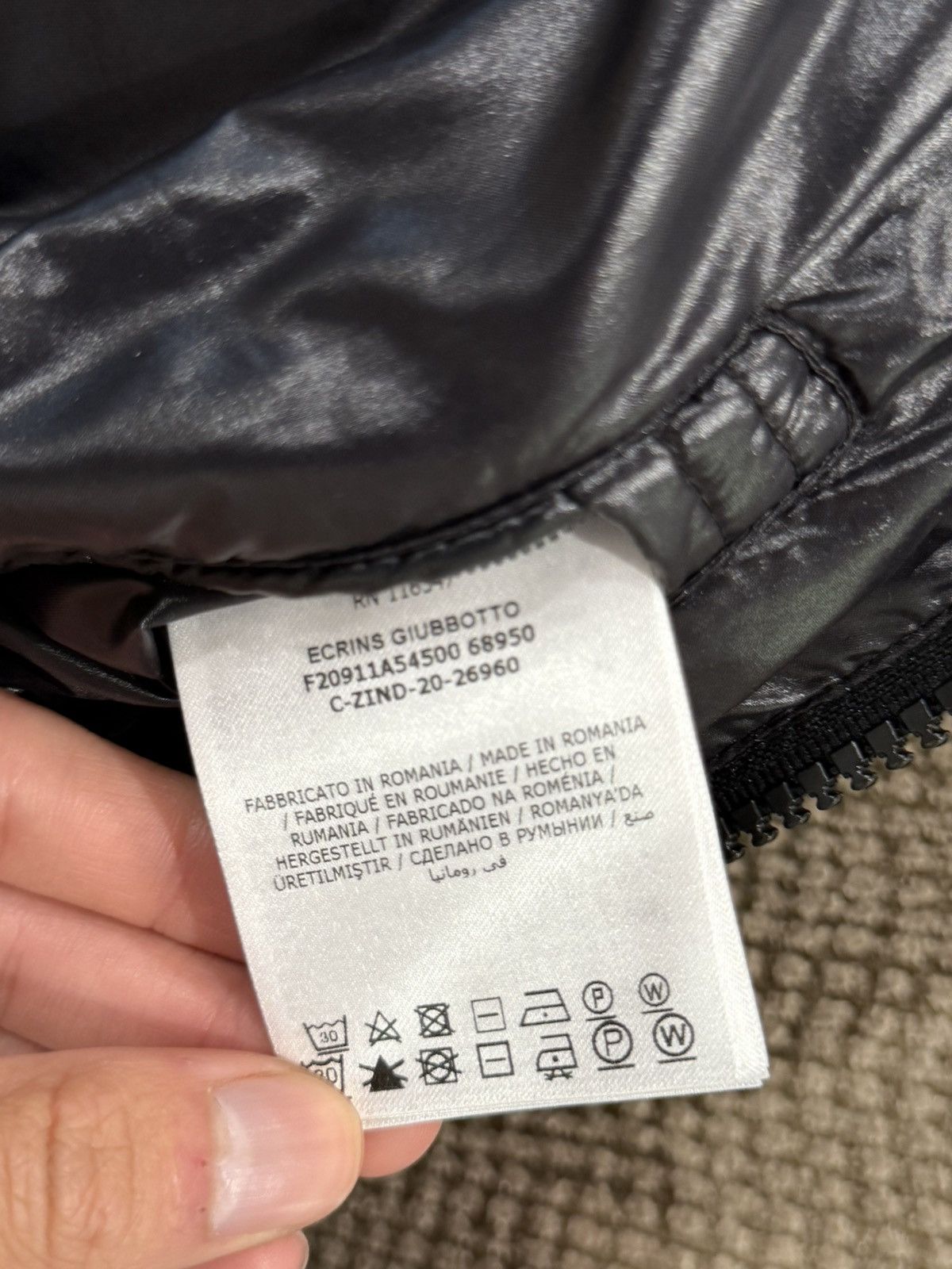 Moncler Black Ecrins Giubbotto Puffer Jacket Size US L / EU 52-54 / 3 - 11 Thumbnail