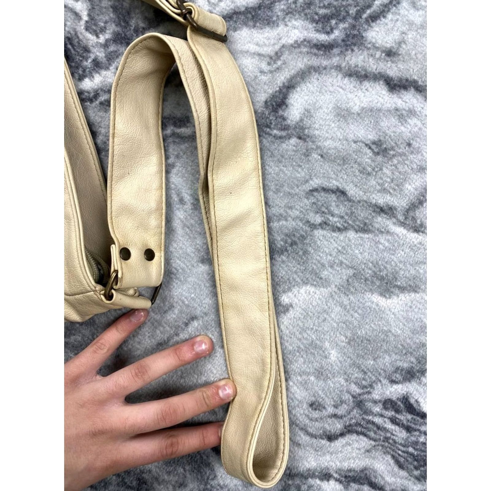 Dolce & Gabbana VINTAGE Dolce&Gabbana DG Logo Bag Leather Shoulder Beige Women Medium 29.5x31x7.5 Gold Hardware Shoulder Bag Size ONE SIZE - 4 Thumbnail
