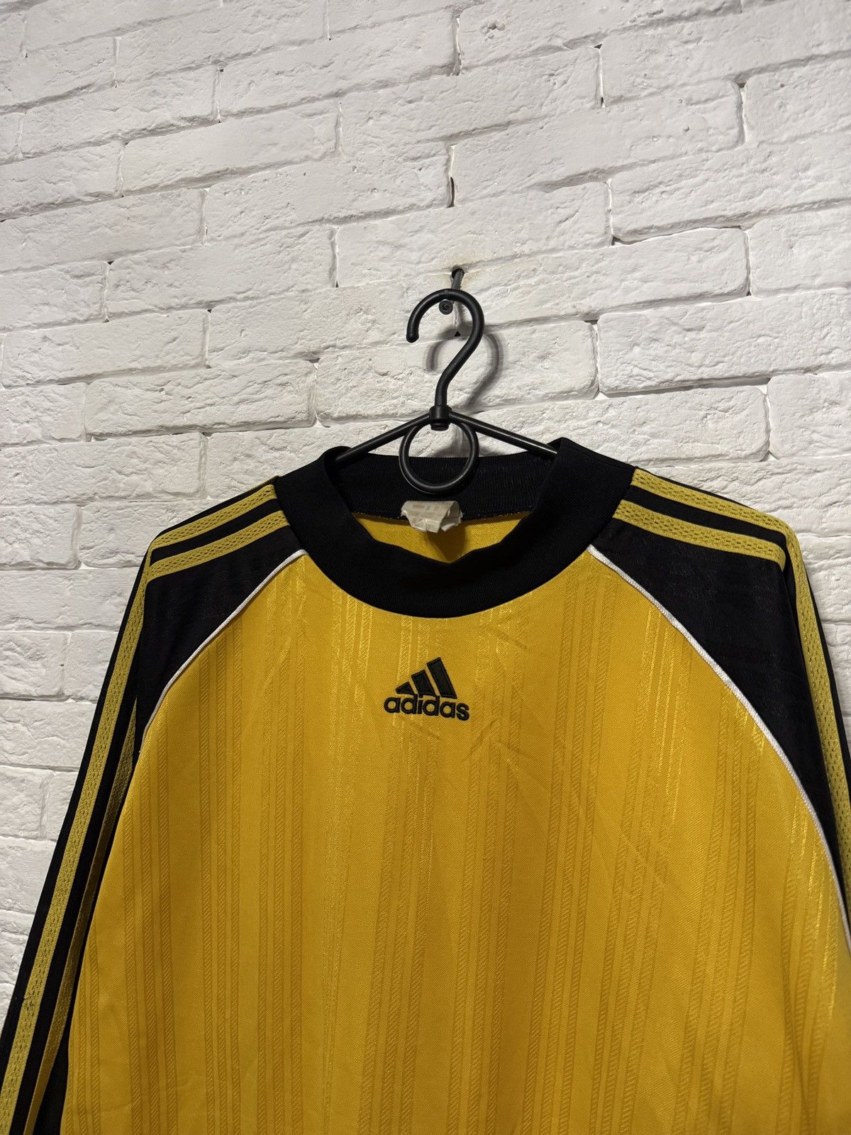 Adidas Vintage Adidas Goalkeeper Jersey Football Shirt Sz L Size US L / EU 52-54 / 3 - 2 Thumbnail