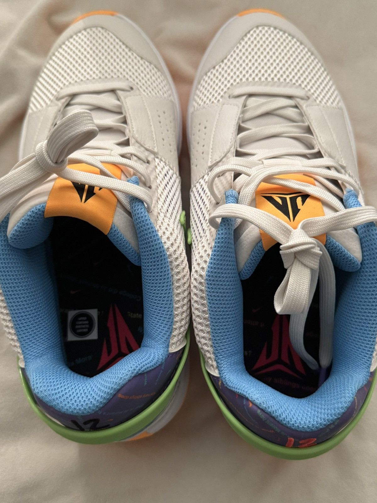 Nike New Ja Morant 1 family trivia Size US 9.5 / EU 42-43 - 6 Thumbnail