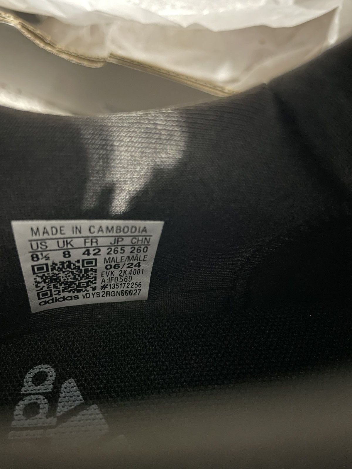 Adidas BNWT Adidas Swift Run 1.0 Black White - Mens 8.5 Size US 8 / EU 41 - 10 Thumbnail