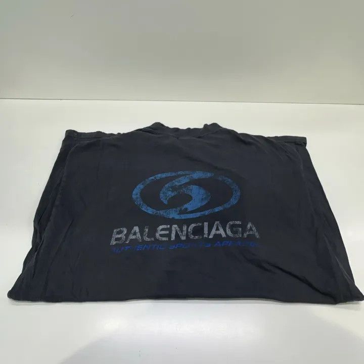 Balenciaga Balenciaga FW23 Distressed Logo Print T-Shirt 0079-2507 Size US XS / EU 42 / 0 - 8 Thumbnail