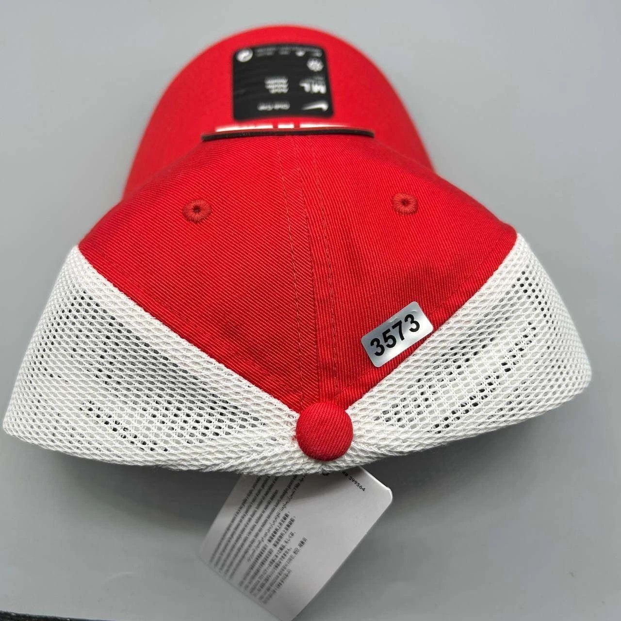 Nike Georgia Bulldogs x Nike Club Trucker Hat Men M-L Strap Back Size ONE SIZE - 8 Thumbnail