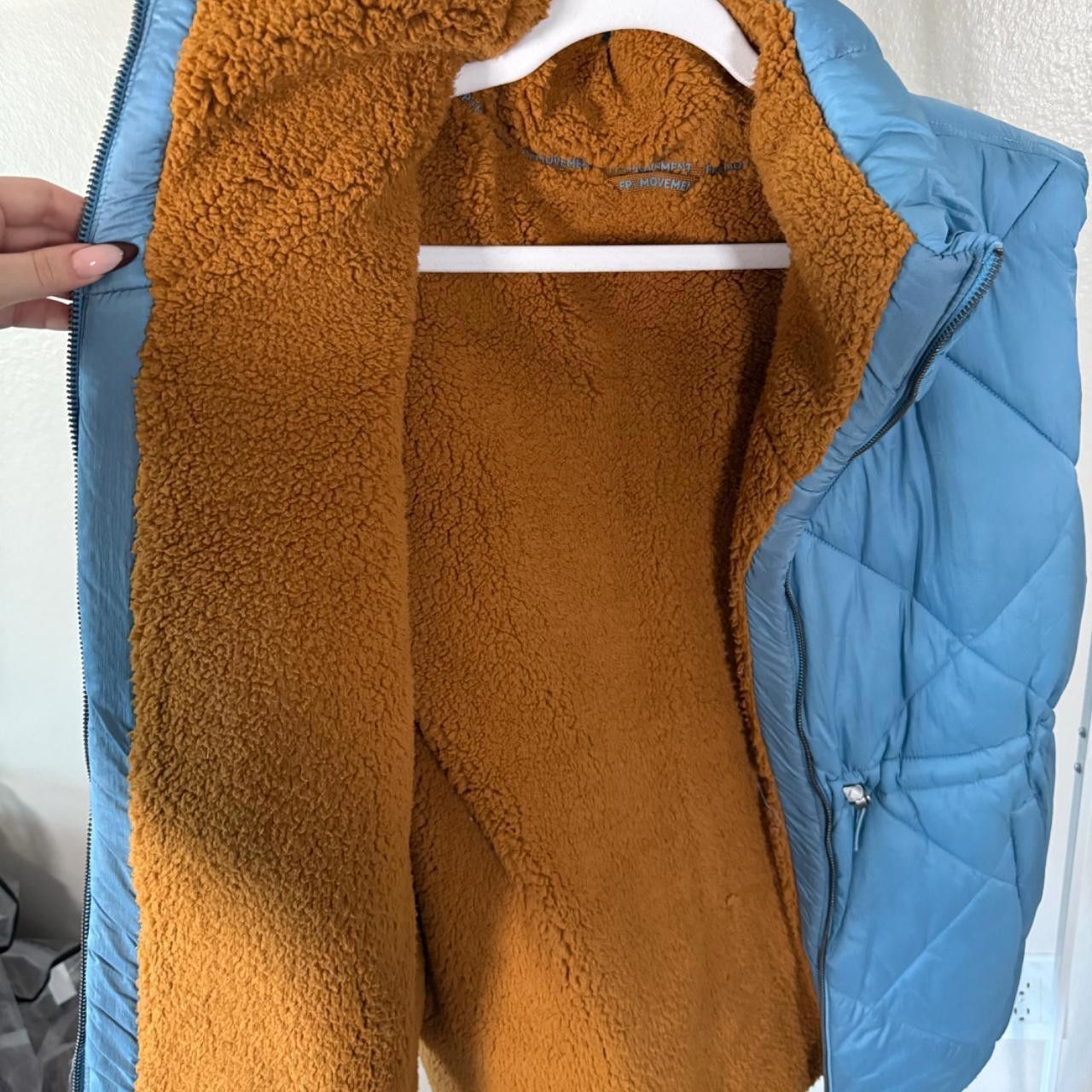 Free People reversable puffer vest🤎💙 Size US M / EU 48-50 / 2 - 3 Thumbnail