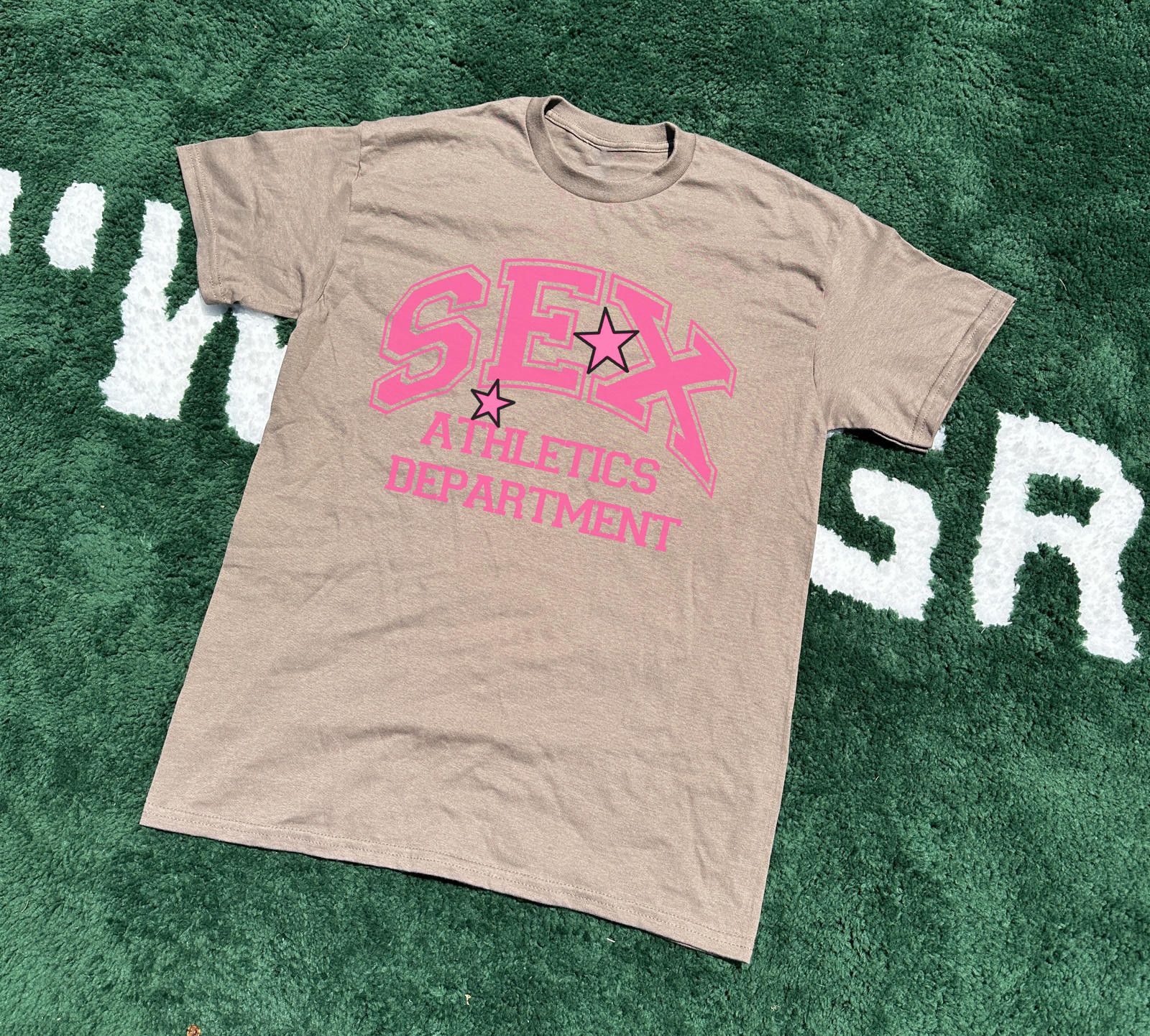 Japanese Brand Sex Athletics Tee Sand / Pink Size US M / EU 48-50 / 2 - 1 Preview