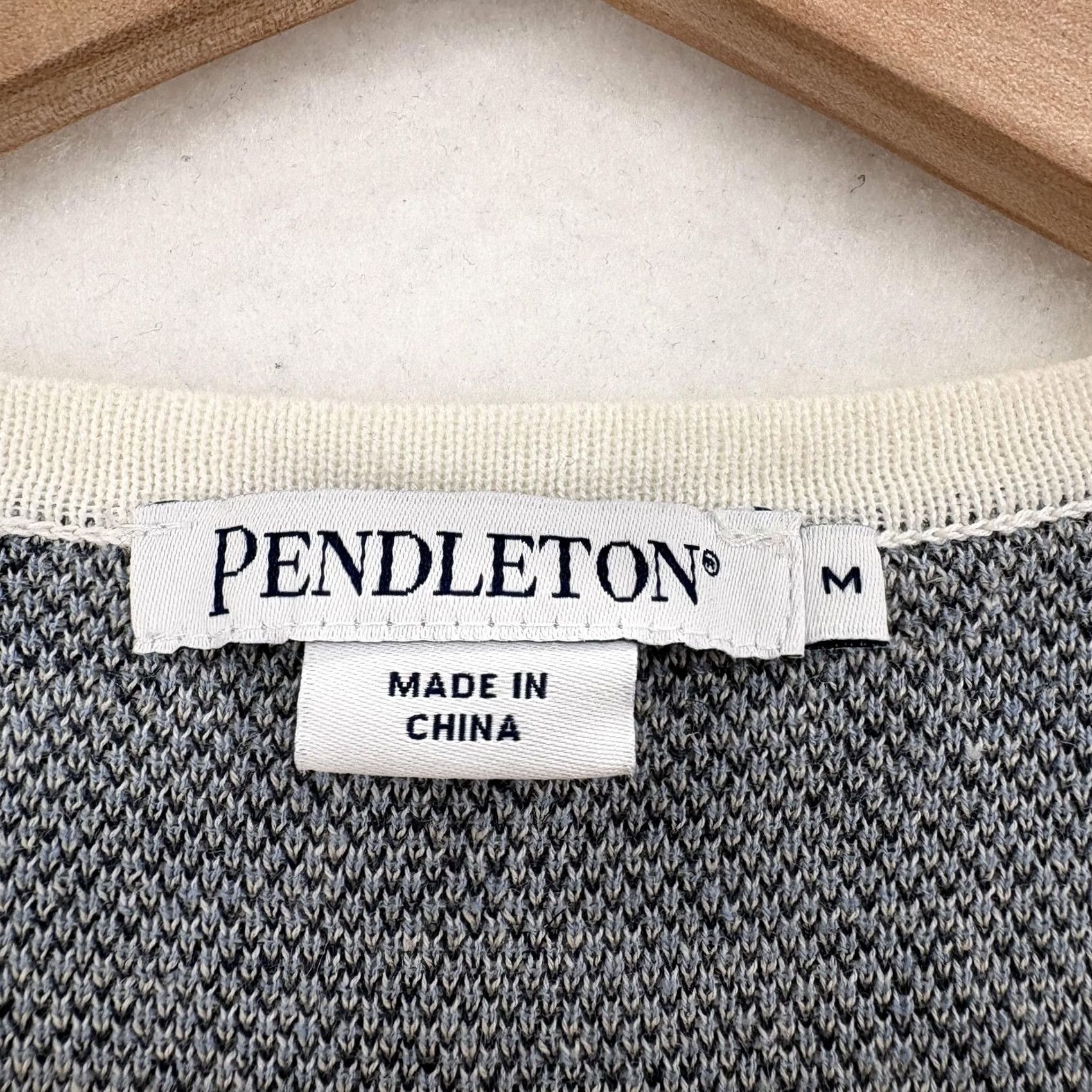 Pendleton Pendleton Cardigan Sweater Womens Medium Blue Geometric 3/4 Sleeve Linen Cotton Knit Vest Style Casual Womens Size M / US 6-8 / IT 42-44 - 4 Thumbnail