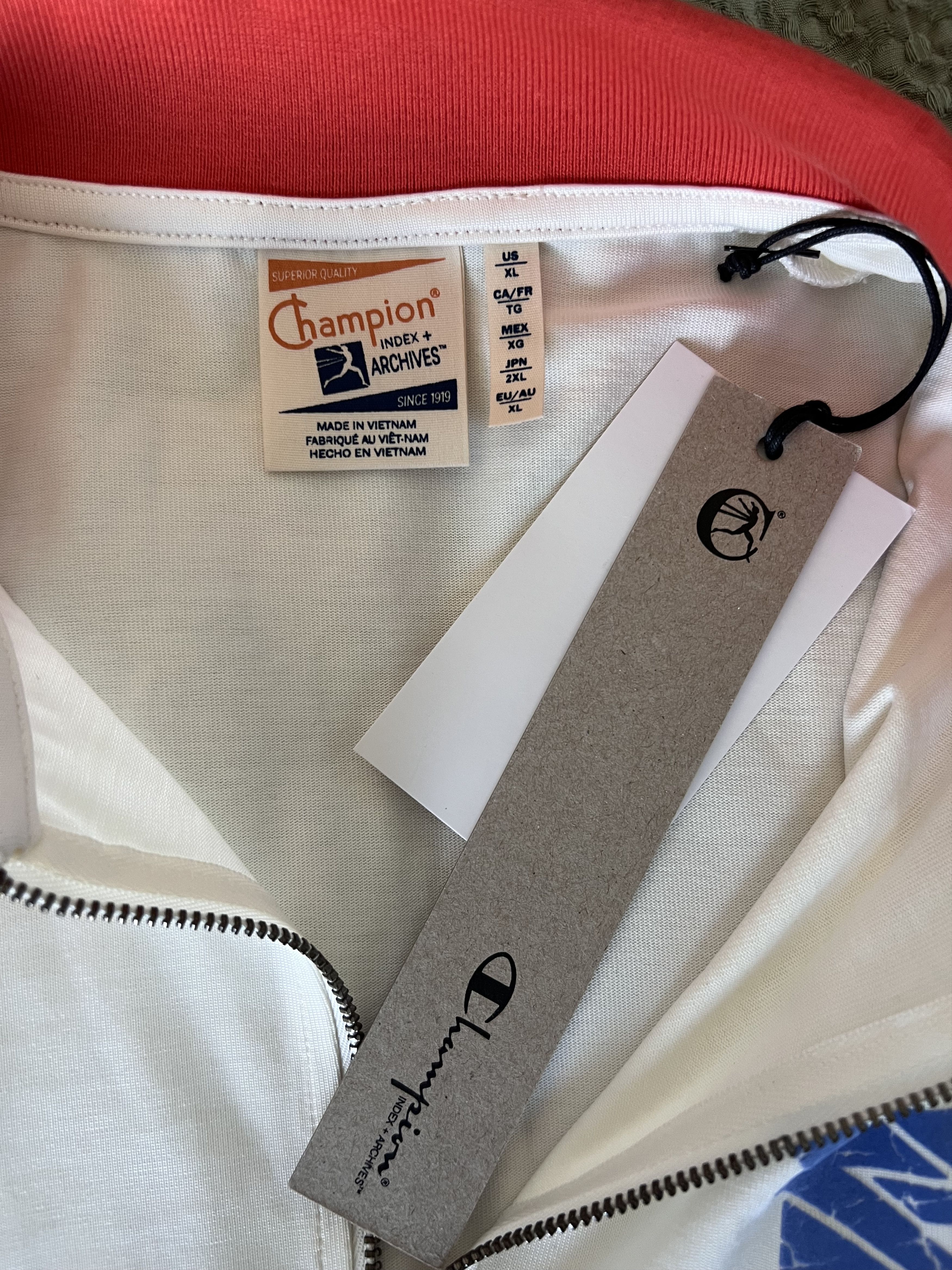 Champion Champion Index and Archives Pool Boy Zip Shirt in Pearl Size US XL / EU 56 / 4 - 8 Thumbnail