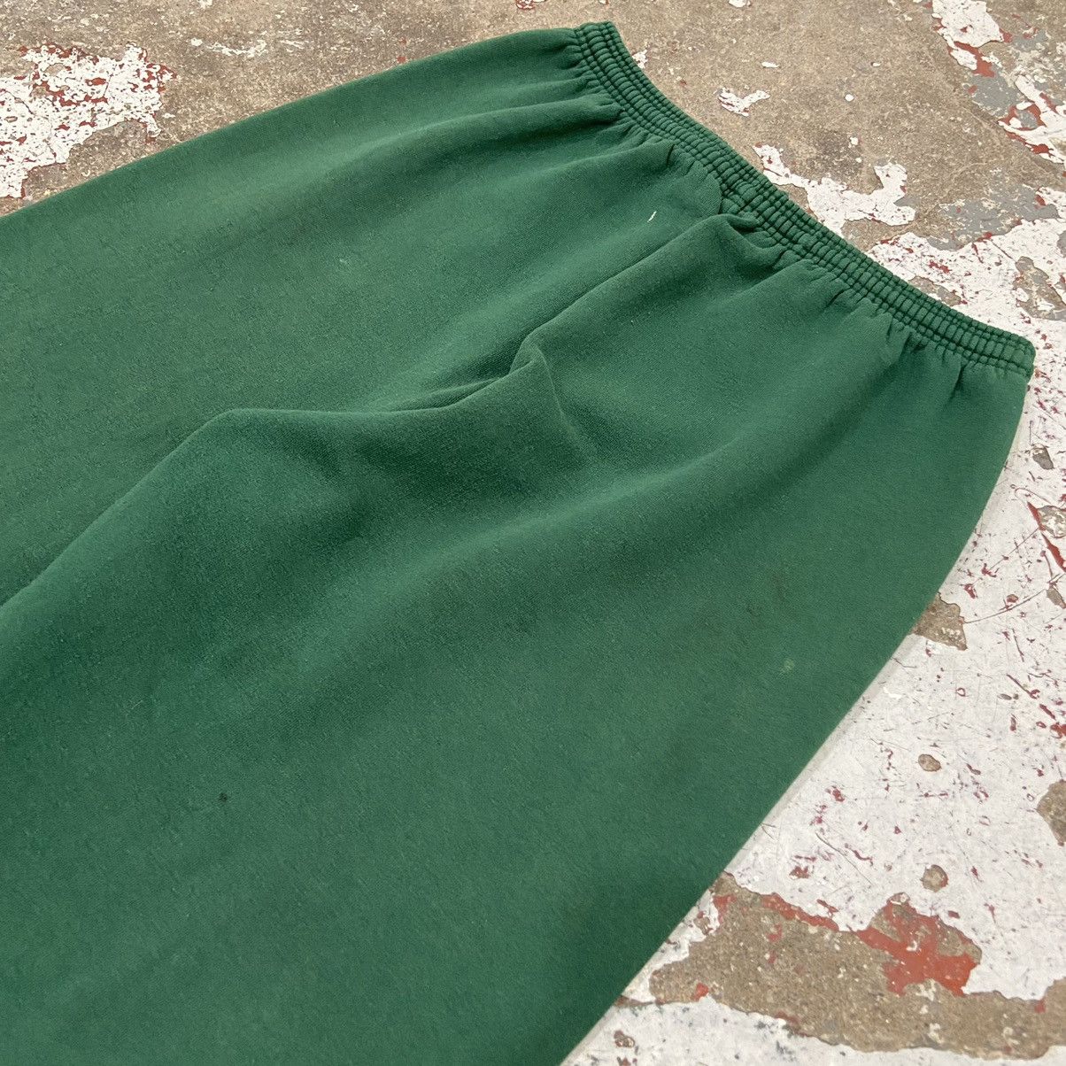 Hanes × Vintage Vintage 1990s Forest Green Sweatpants Size US 27 - 2 Thumbnail