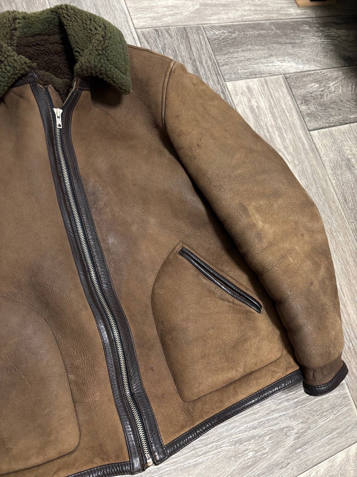 Leather Vintage Sheepskin Coat Shearling Leather Jacket B3 Size US M / EU 48-50 / 2 - 4 Thumbnail