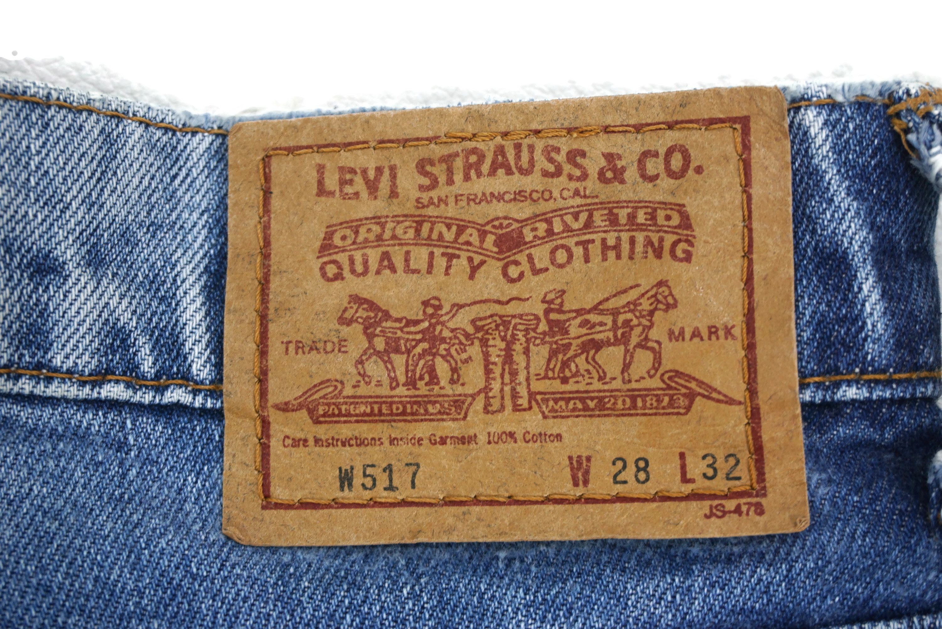 Levi's Vintage Levi's 517-02 Jeans W24xL29.5 High-Waisted Bootcut Size 24" / US 00 / IT 34 - 14 Thumbnail