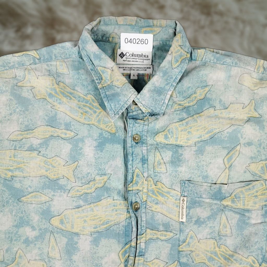 Vintage Columbia Shirt Mens XL Blue Fish Print Button-Up Short Sleeve Casual Sportwear Size US XL / EU 56 / 4 - 1 Thumbnail