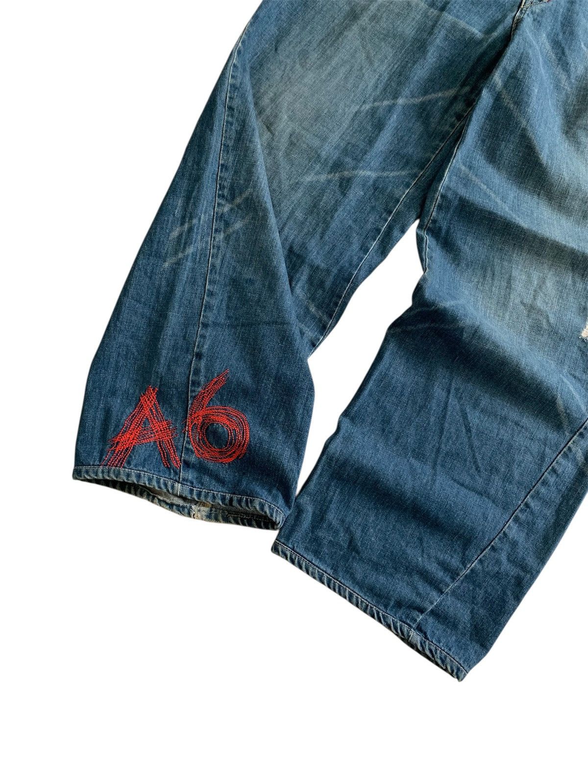 Levi's Vintage Clothing Vintage A6 Engineereed Buckle Back Baggy Jeans Size US 34 / EU 50 - 8 Thumbnail