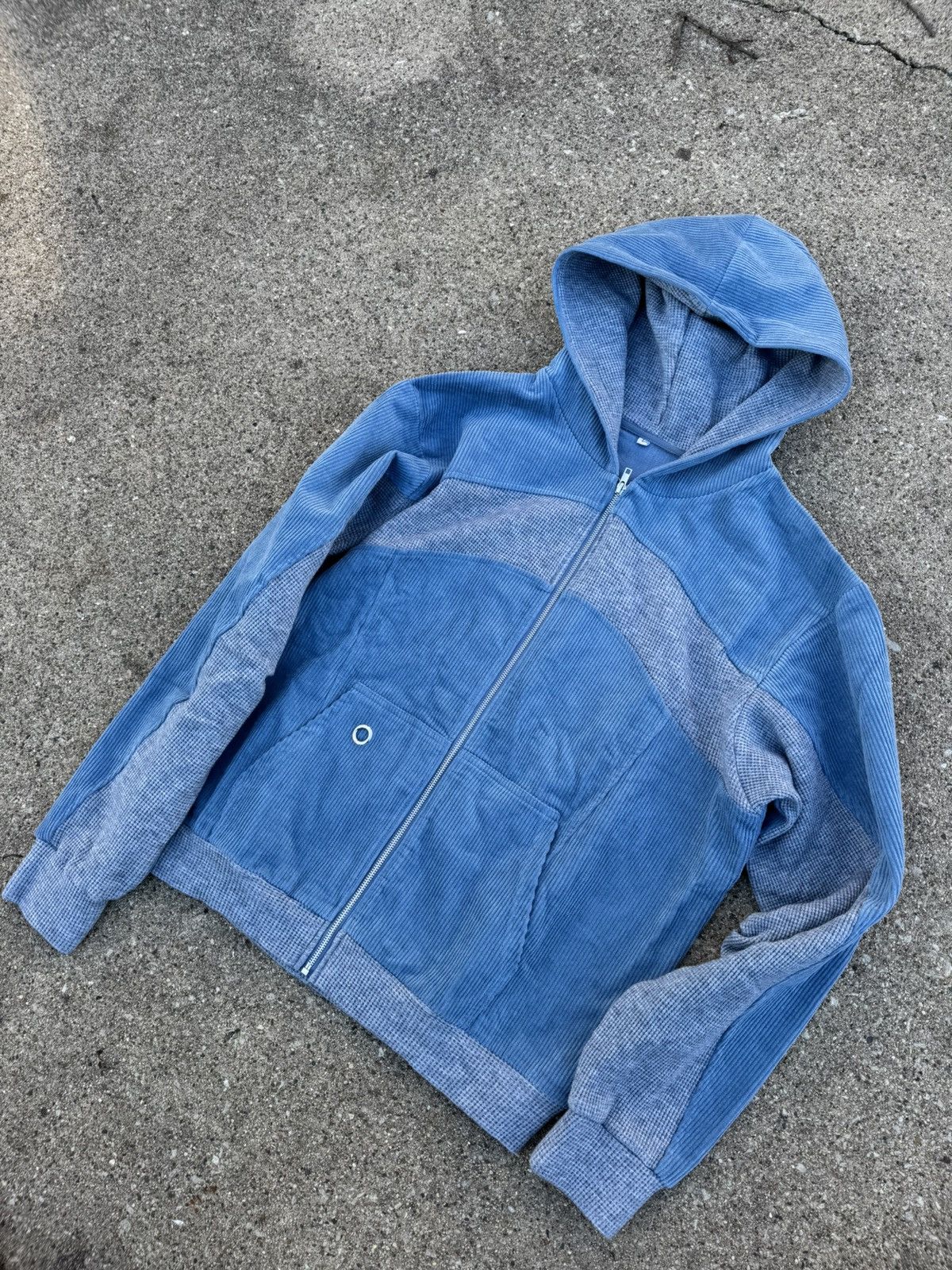 Japanese Brand Rare keychain hole corduroy zip up thermal hybrid zip up Size US L / EU 52-54 / 3 - 7 Thumbnail