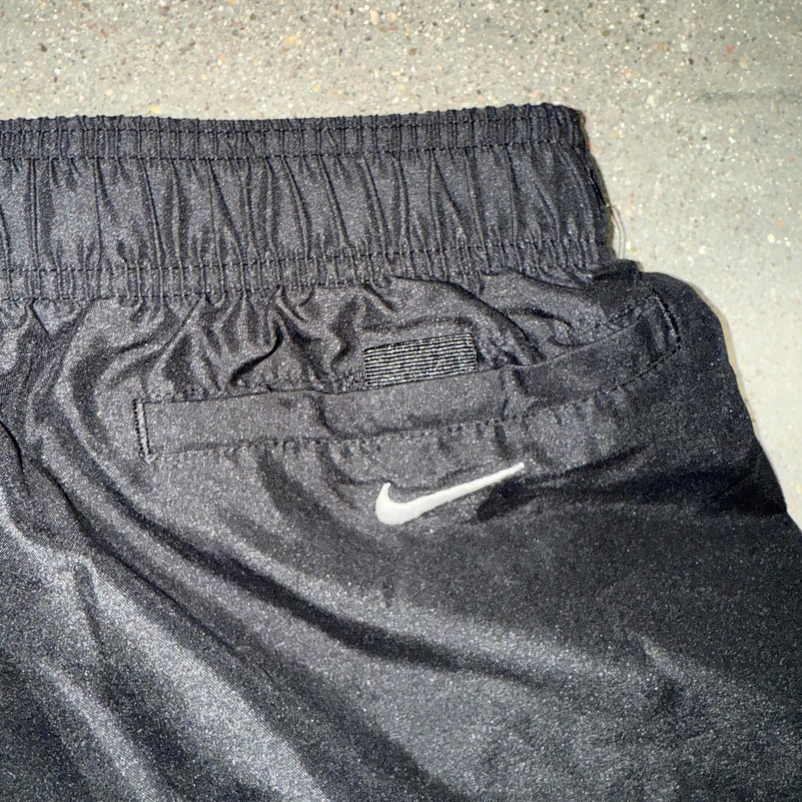 Nike Nike Shorts Mens XL Black Spell Out Swim Trunks Athletic New Size US 36 / EU 52 - 8 Thumbnail