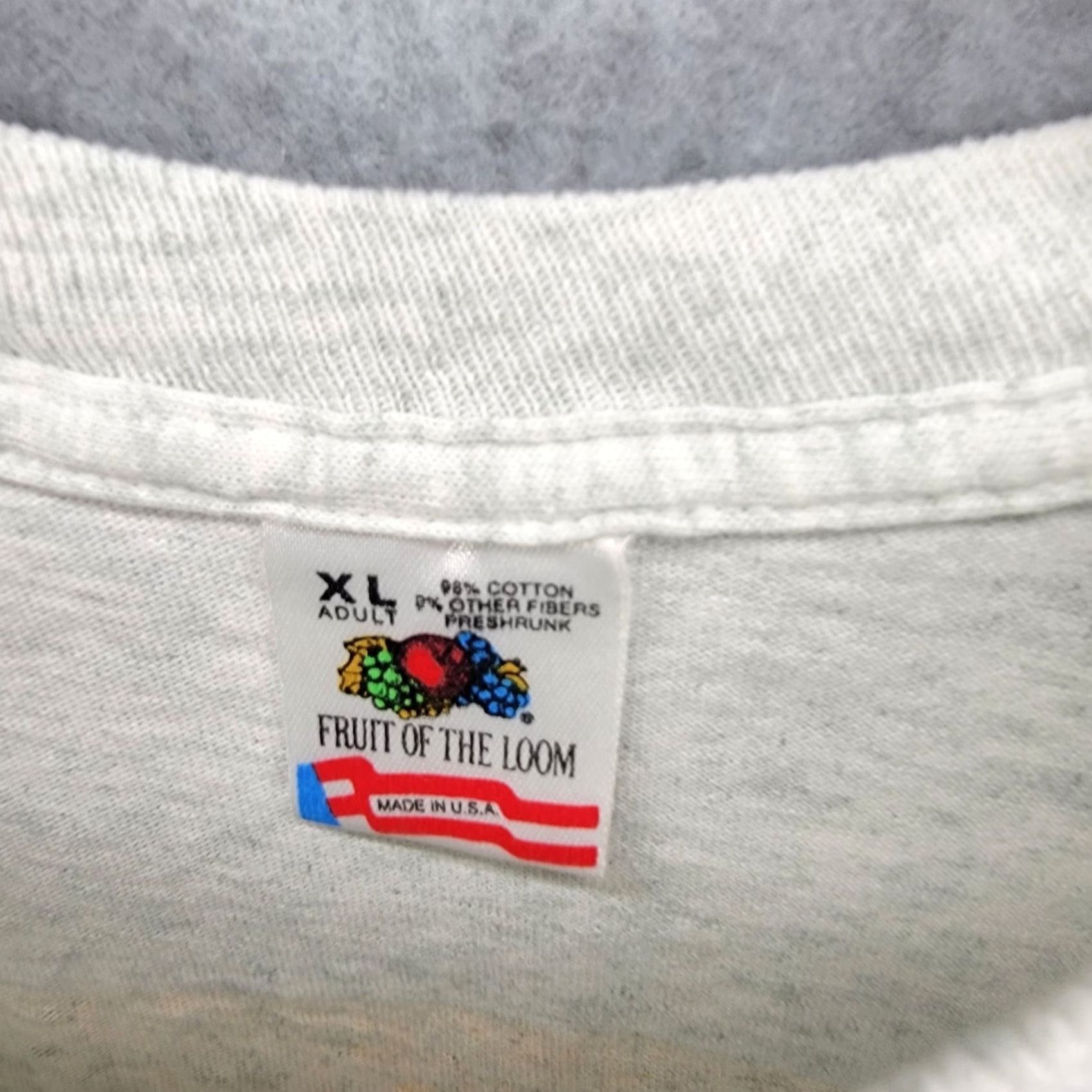 Fruit Of The Loom VINTAGE USS Saratoga CV-60 Shirt XL Mens White Eagle Distressed Tee USA Size US XL / EU 56 / 4 - 4 Thumbnail