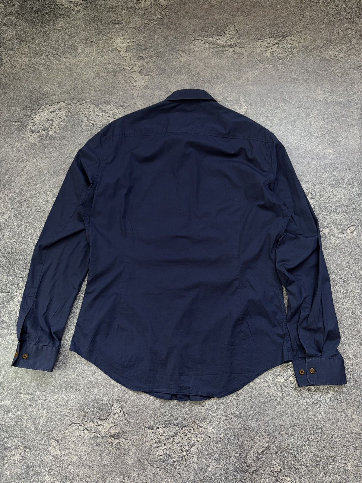 Vivienne Westwood Vivienne Westwood Embroidered Orb Logo LS Shirt 54 Size US XL / EU 56 / 4 - 2 Thumbnail