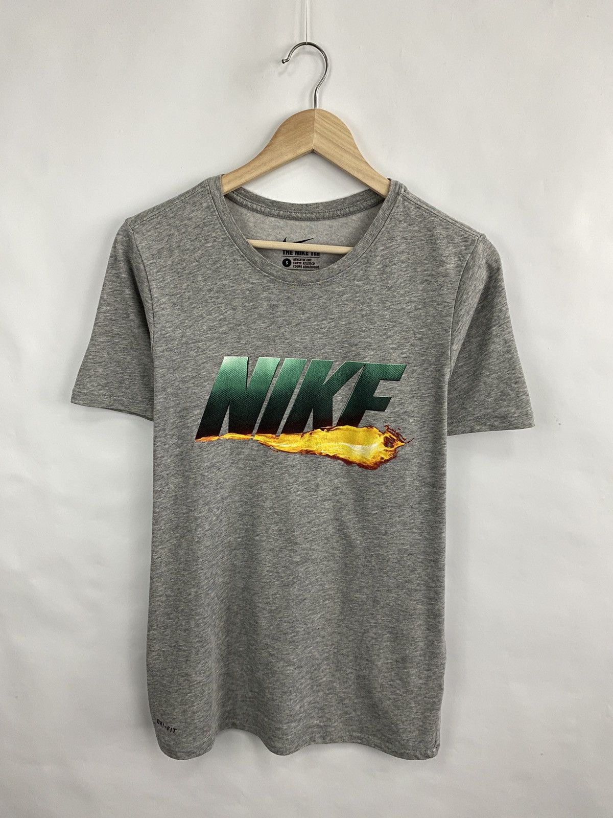 Japanese Brand 🔥🇺🇸 Nike Fire Swoosh Dri Fit Drill T-Shirt Y2K Hype Rare Size US S / EU 44-46 / 1 - 3 Thumbnail