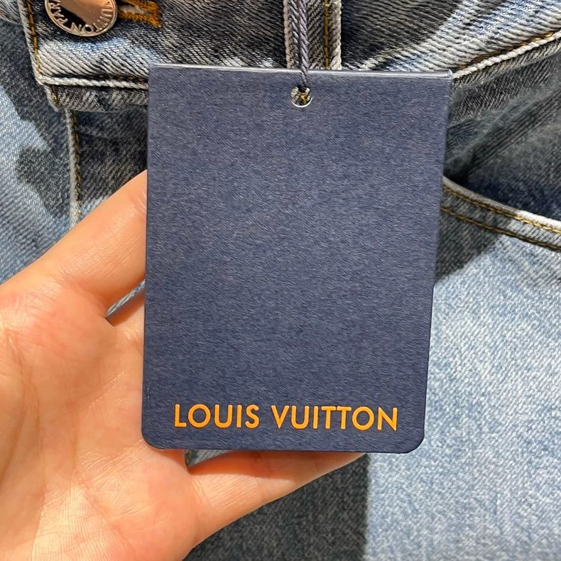 Louis Vuitton Louis Vuitton 24 Year New Washed Blue Leather Logo Jeans Size US 40 / EU 56 - 5 Thumbnail