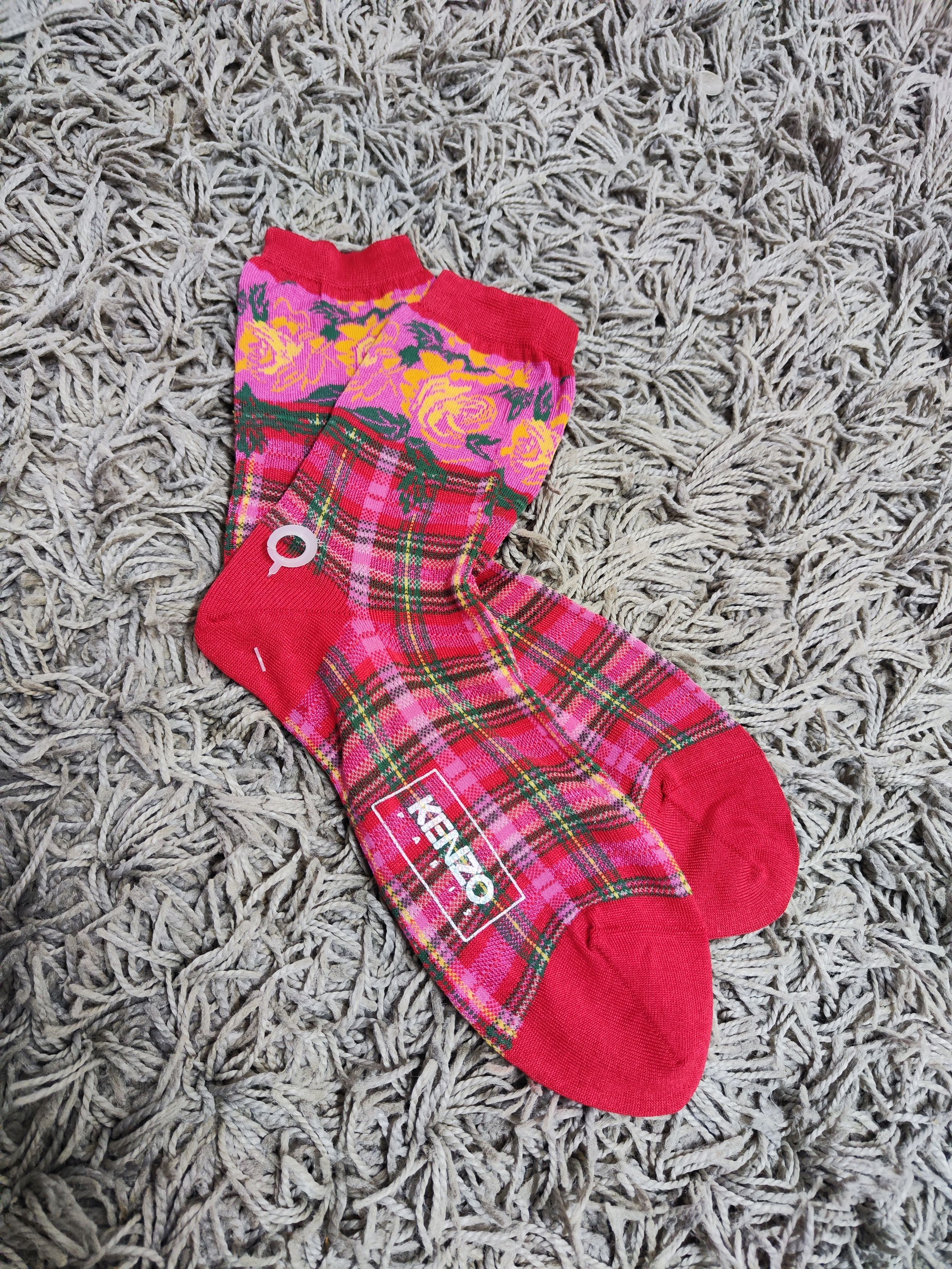 Kenzo Roses Sock Size ONE SIZE - 1 Thumbnail