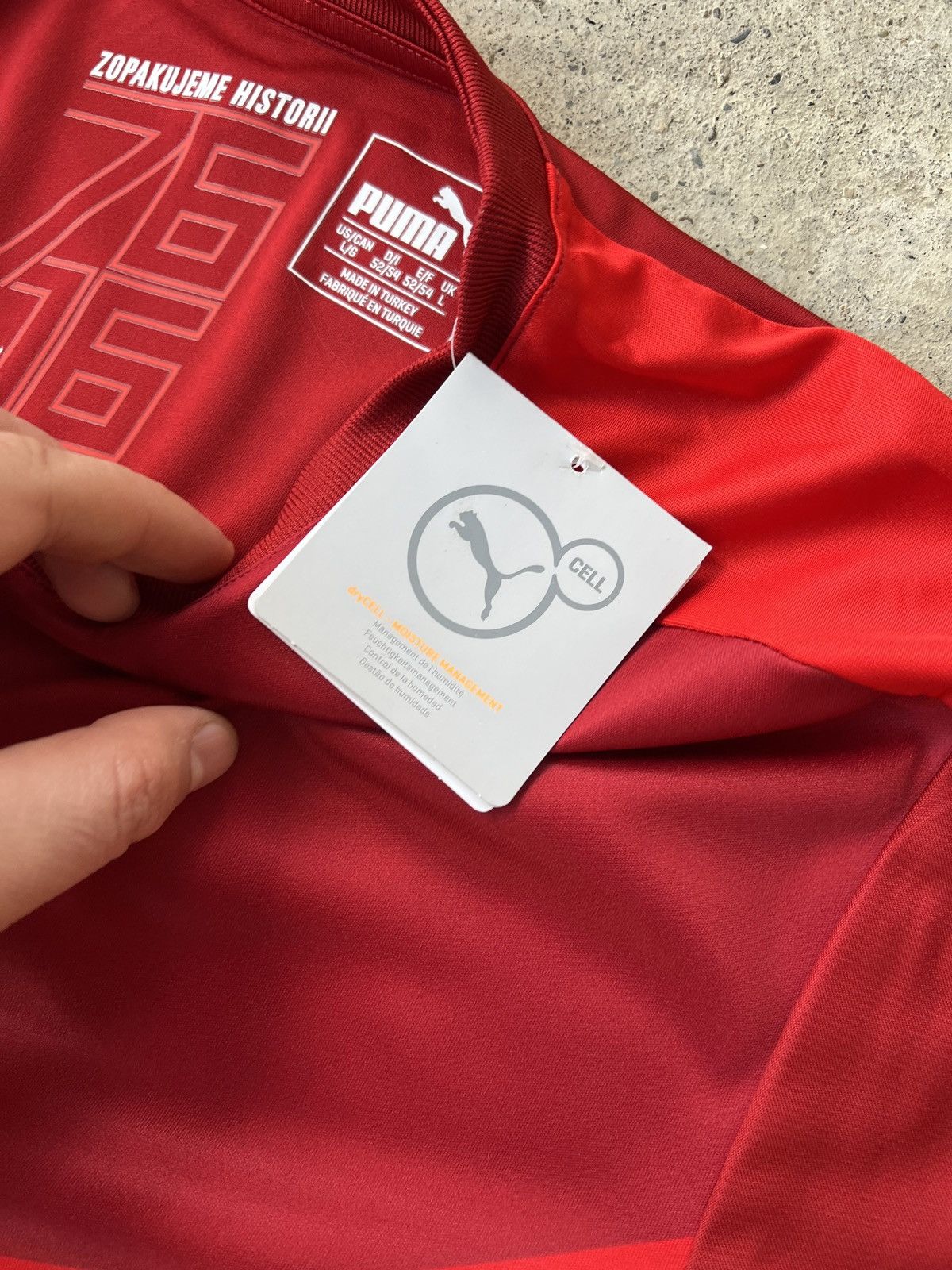 Puma Puma Czech Republic Football Jersey Size US L / EU 52-54 / 3 - 4 Thumbnail