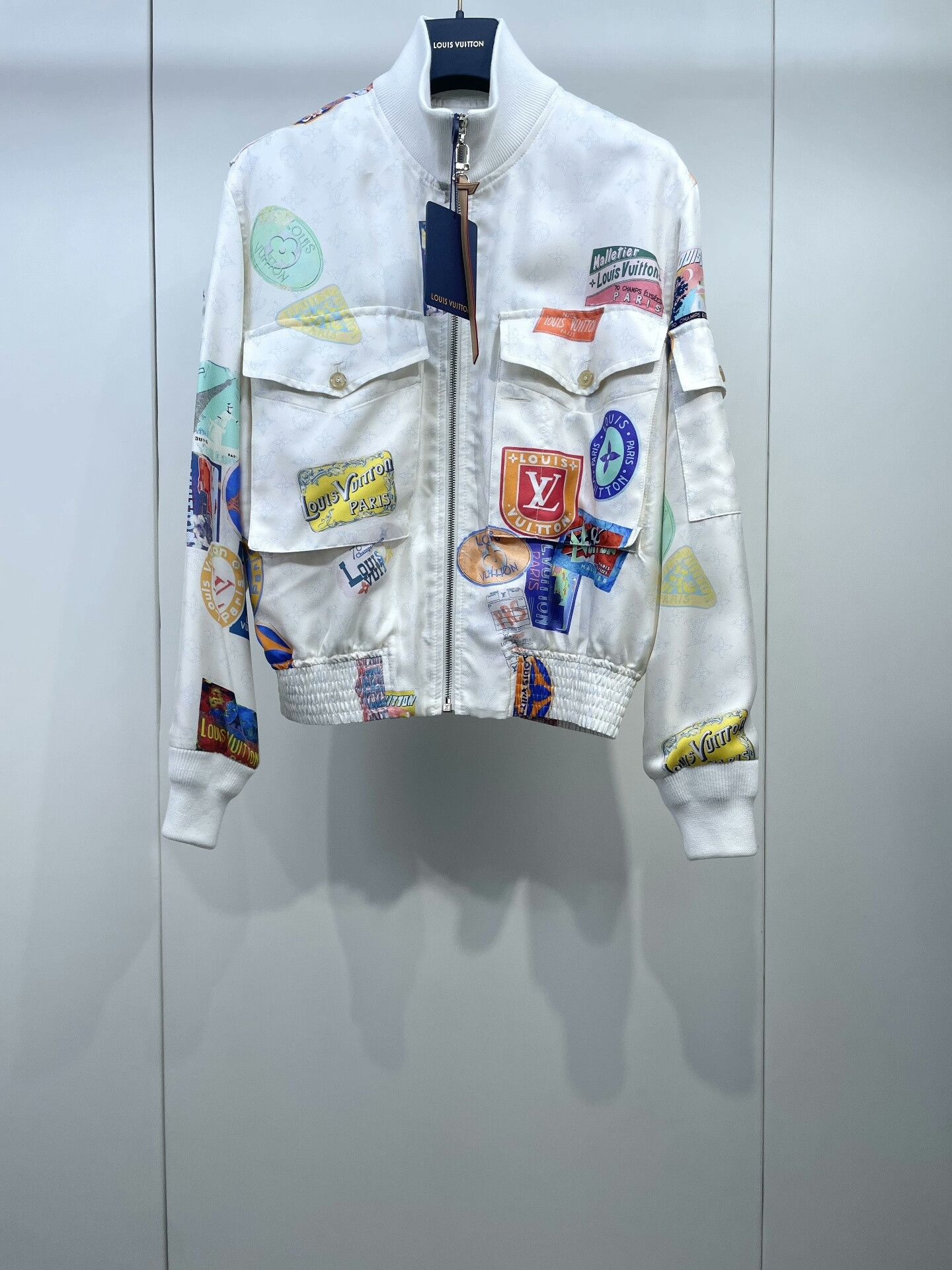 Louis Vuitton LV Flying Seal Silk Jacket Size XXS / US 00 / IT 34 - 1 Thumbnail