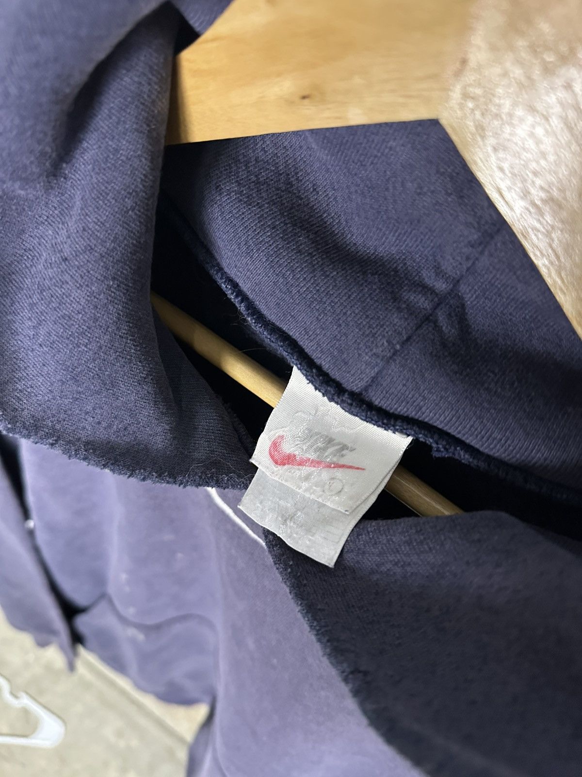 Nike Nike Center Swoosh Faded Hoodie Size US L / EU 52-54 / 3 - 3 Thumbnail