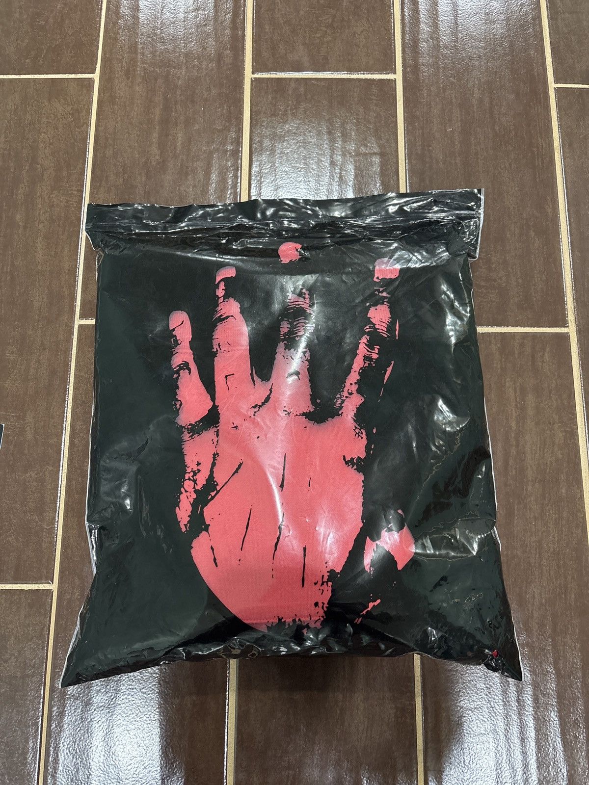 Revenge BRAND NEW Revenge XXXTentacion Red Outline Kill Hoodie SZ XL Size US XL / EU 56 / 4 - 15 Thumbnail