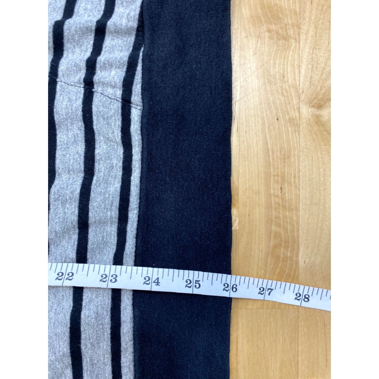 Vintage Swift Sportswear Long Sleeve Hoodie Striped Size L Mens Pullover Lightweight Black/White/Gray Size US L / EU 52-54 / 3 - 5 Thumbnail