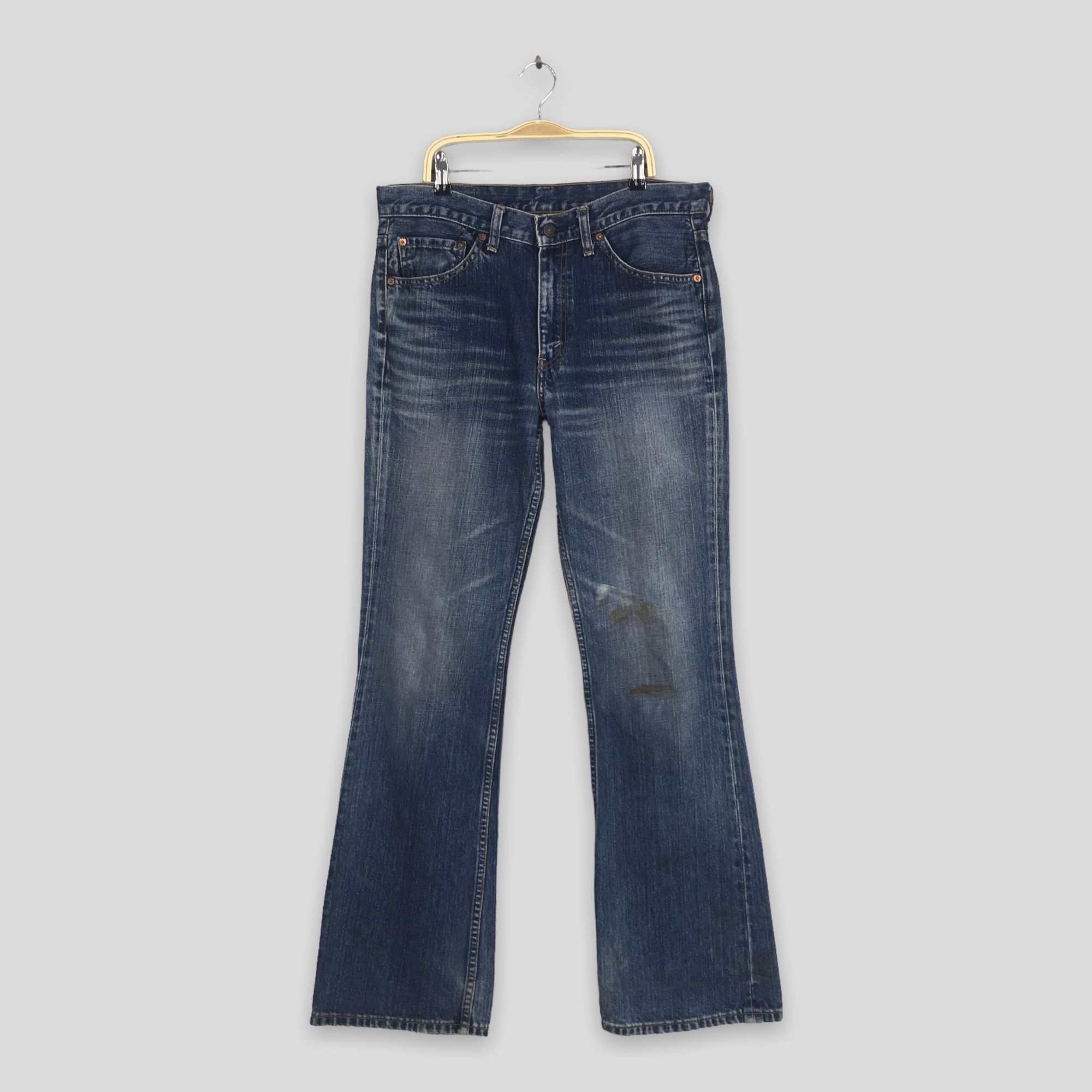 image of Size 32X32.5 Vintage 90's Levi's 517 Flared Bootcut Jeans in Blue, Men's