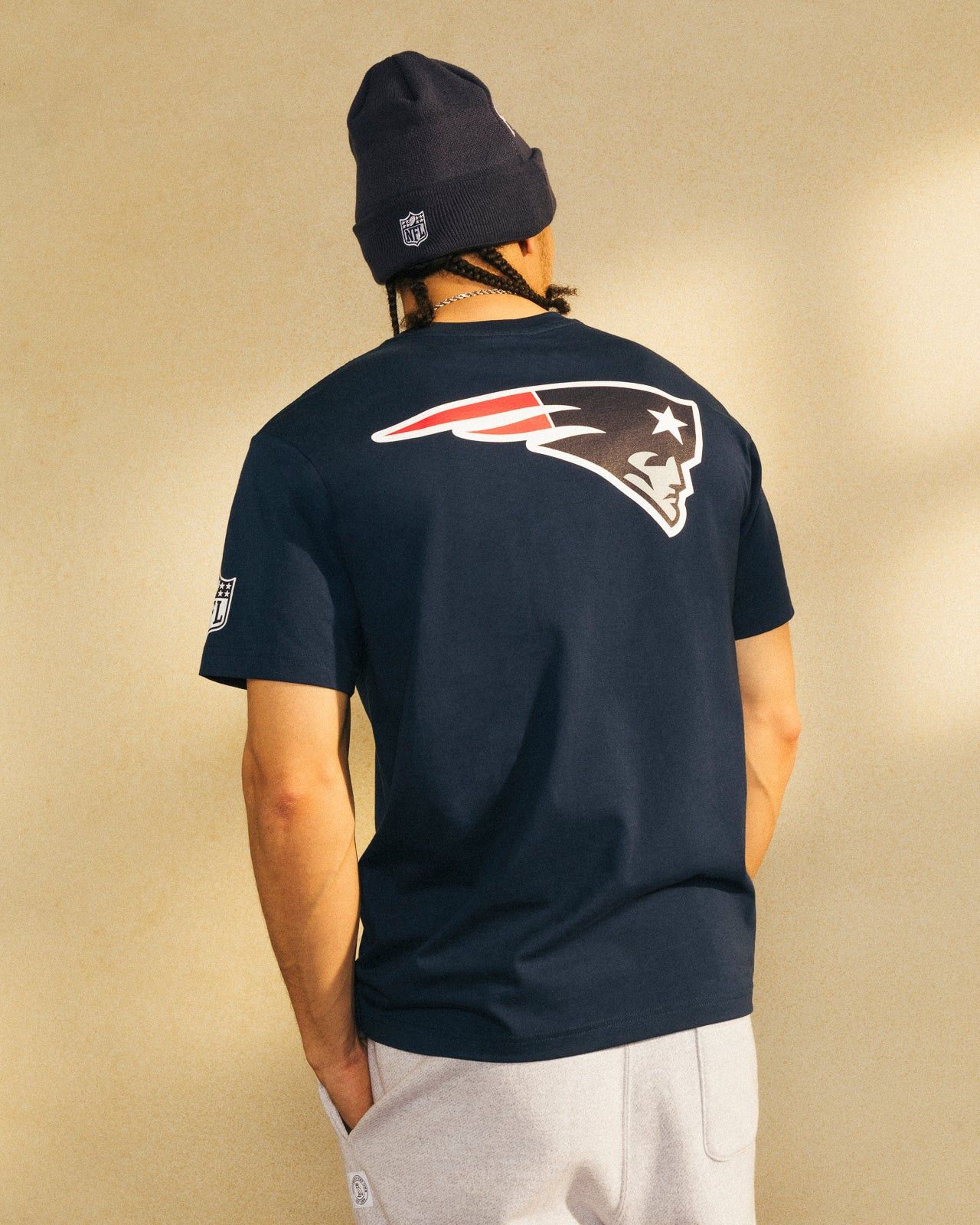Drake OVO x NFL NEW ENGLAND PATRIOTS OG T-SHIRT Size US M / EU 48-50 / 2 - 3 Thumbnail