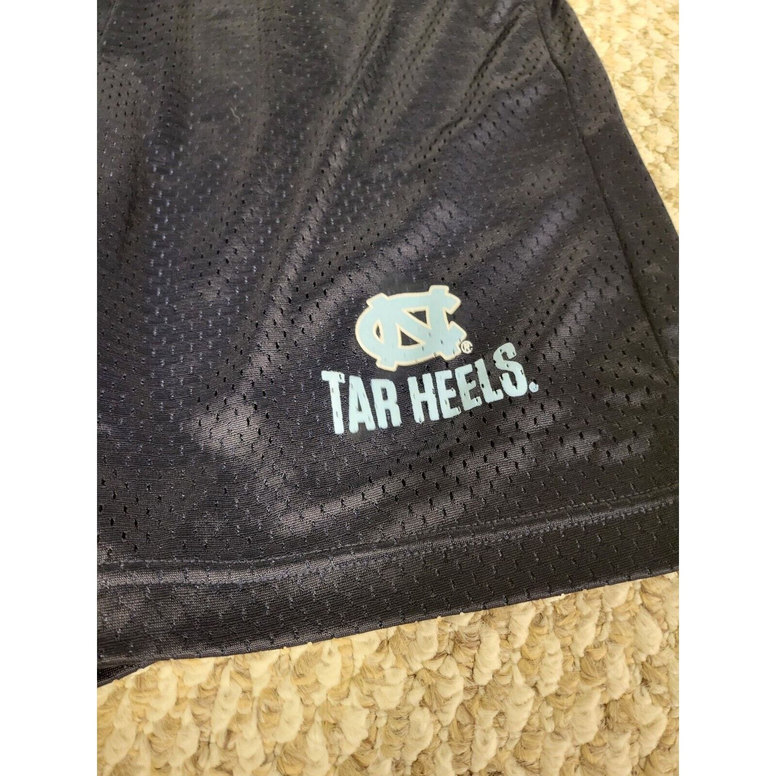 Champion UNC Tarheels Champion Size Small Mens Mesh Navy Blue Shorts Size US 30 / EU 46 - 2 Thumbnail